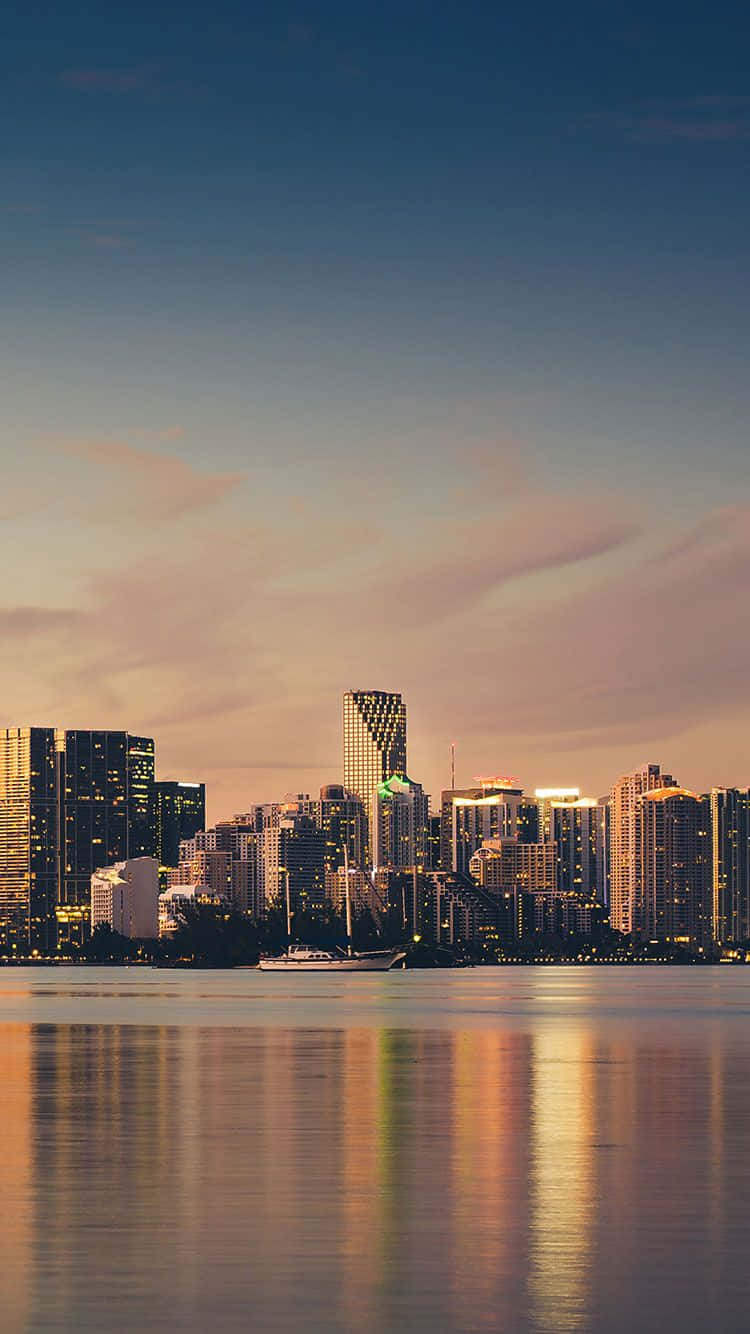 Miami iPhone, city skyline, dusk, HD Phone Wallpaper
