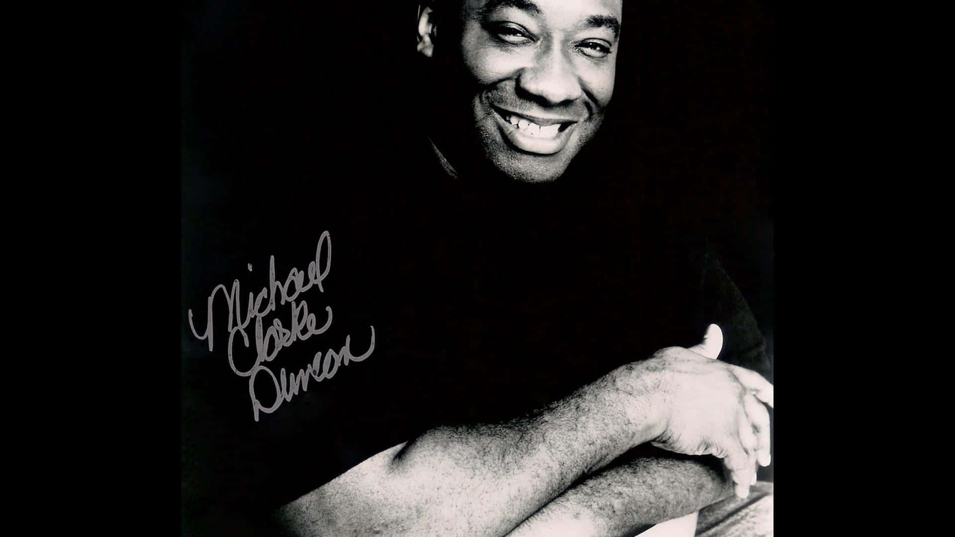 Michael Clarke Duncan, black and white portrait, smiling warmly, Full HD Desktop Wallpaper
