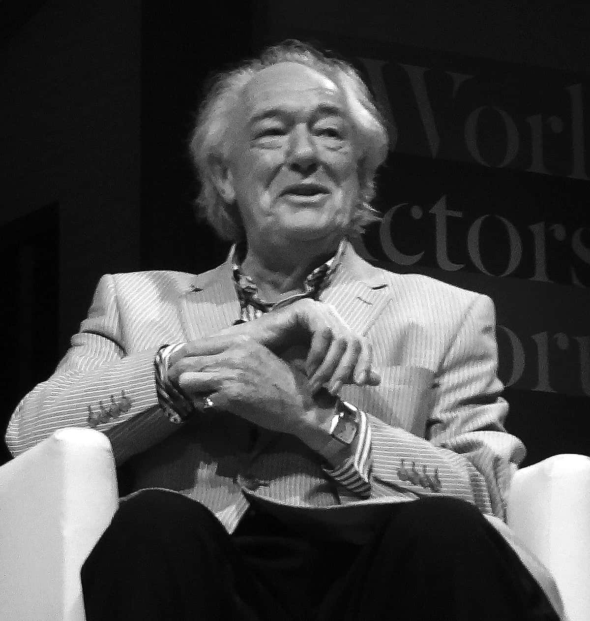 Michael Gambon, pinstripe suit, white chair, SD Phone Wallpaper