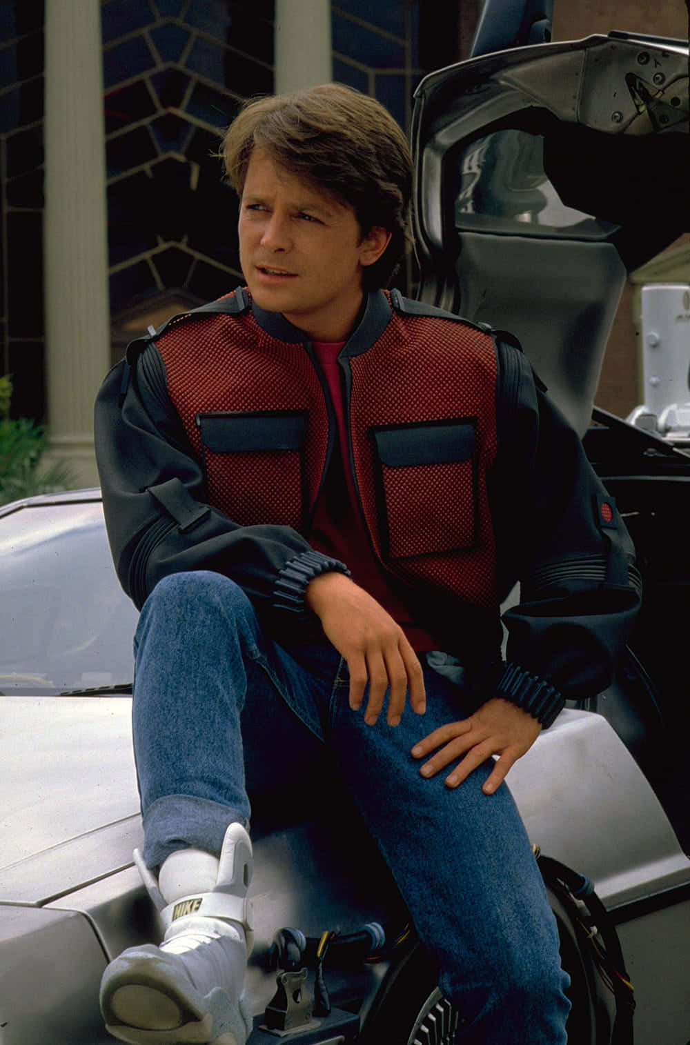 Michael J. Fox, red mesh jacket, white sneakers, HD Phone Wallpaper