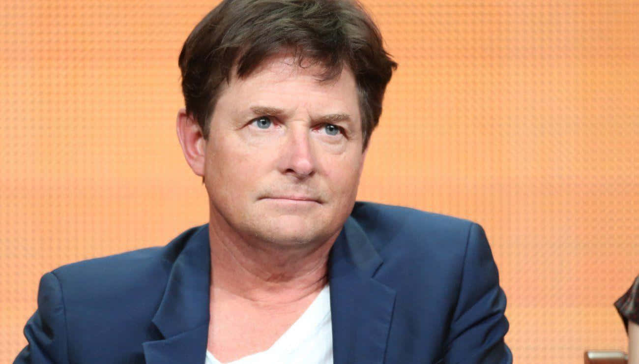 Michael J Fox, navy blazer, white shirt, HD Desktop Wallpaper