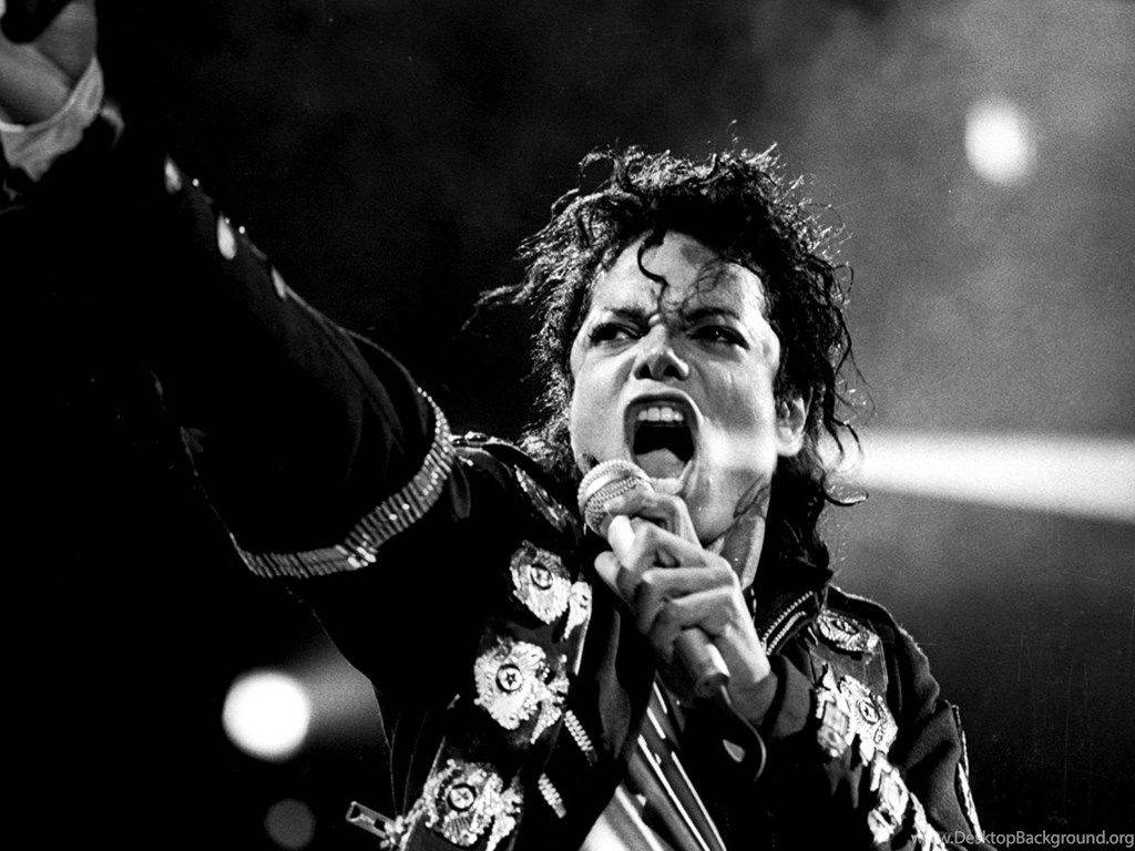 Michael Jackson, black and white, mic, SD Desktop Wallpaper