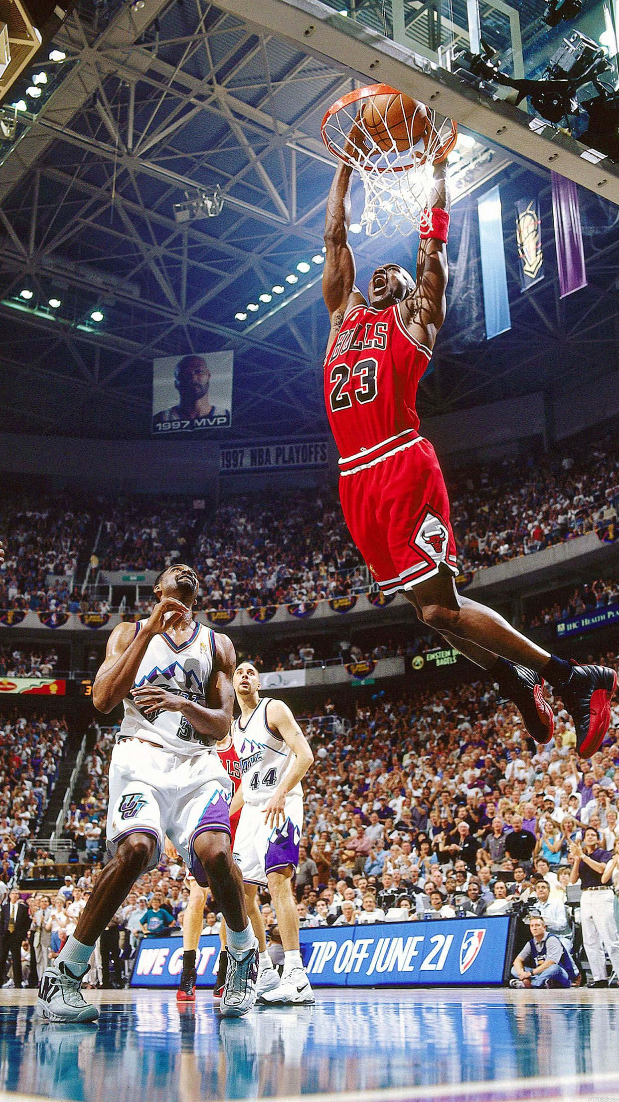 Michael Jordan, red Bulls jersey, NBA playoff game, Full HD Phone Wallpaper