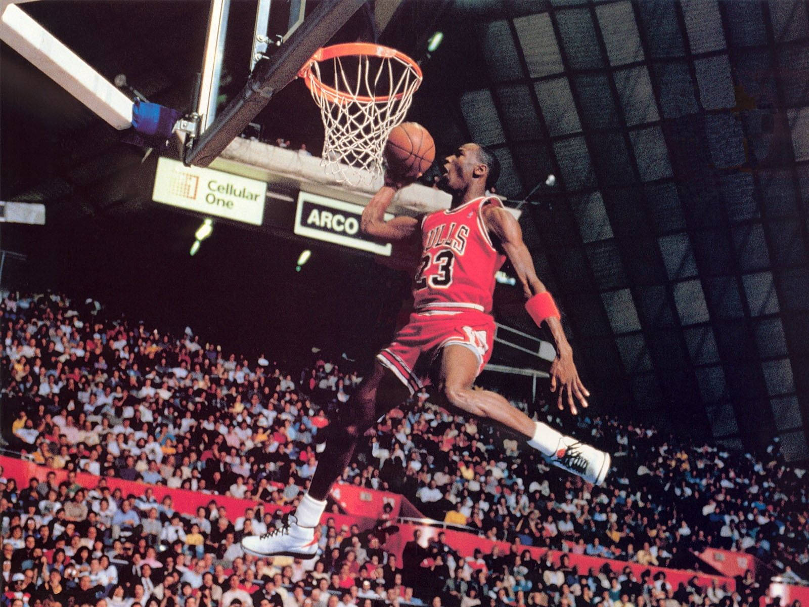 Michael Jordan, red Bulls jersey, slam dunk, HD Desktop Wallpaper