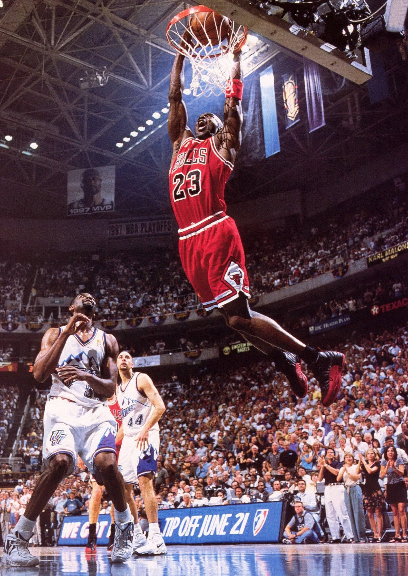 Michael Jordan, red Bulls jersey, basketball, Full HD Phone Wallpaper