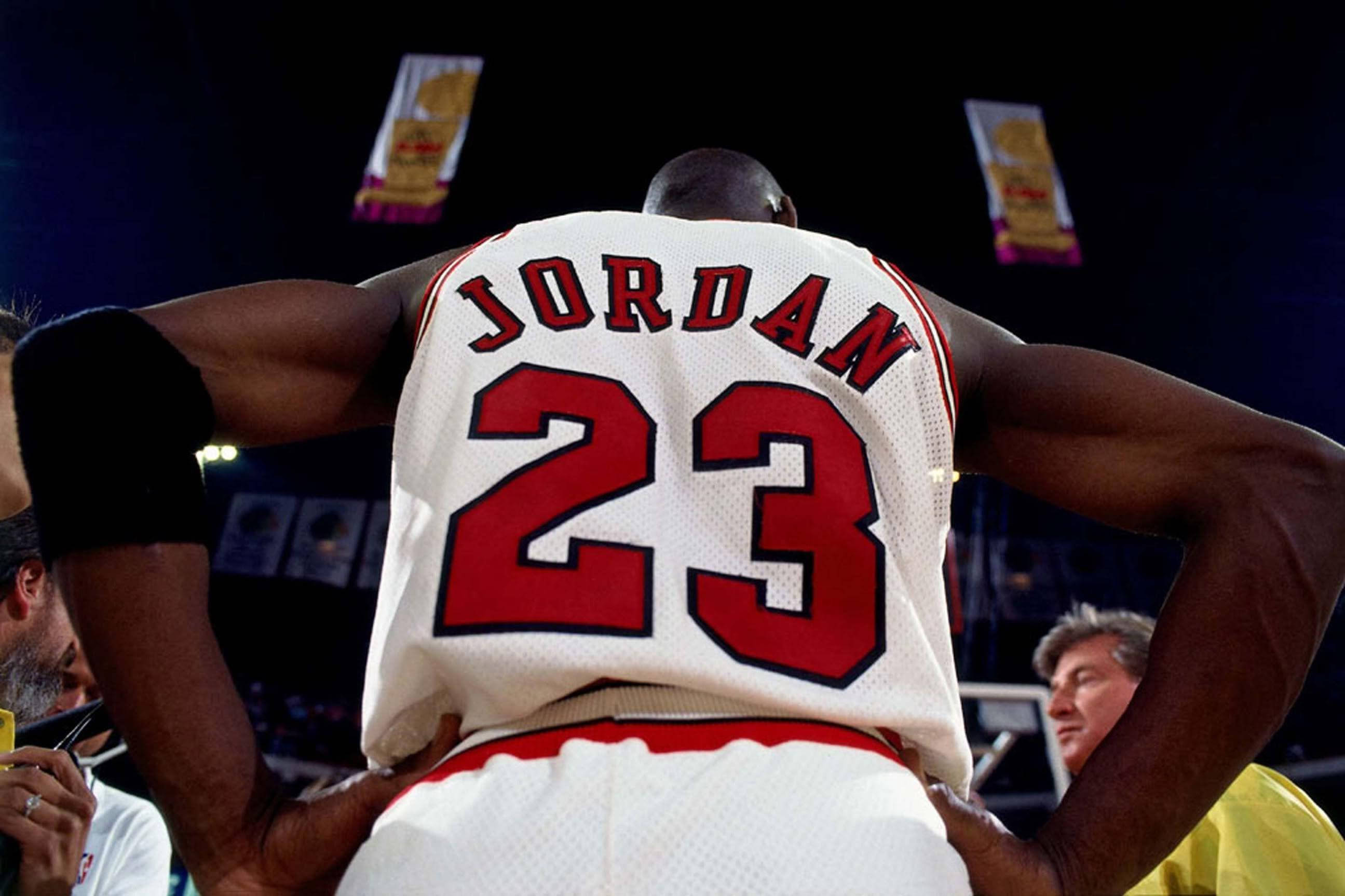 Michael Jordan, white jersey number 23, basketball game, 2K Desktop Wallpaper