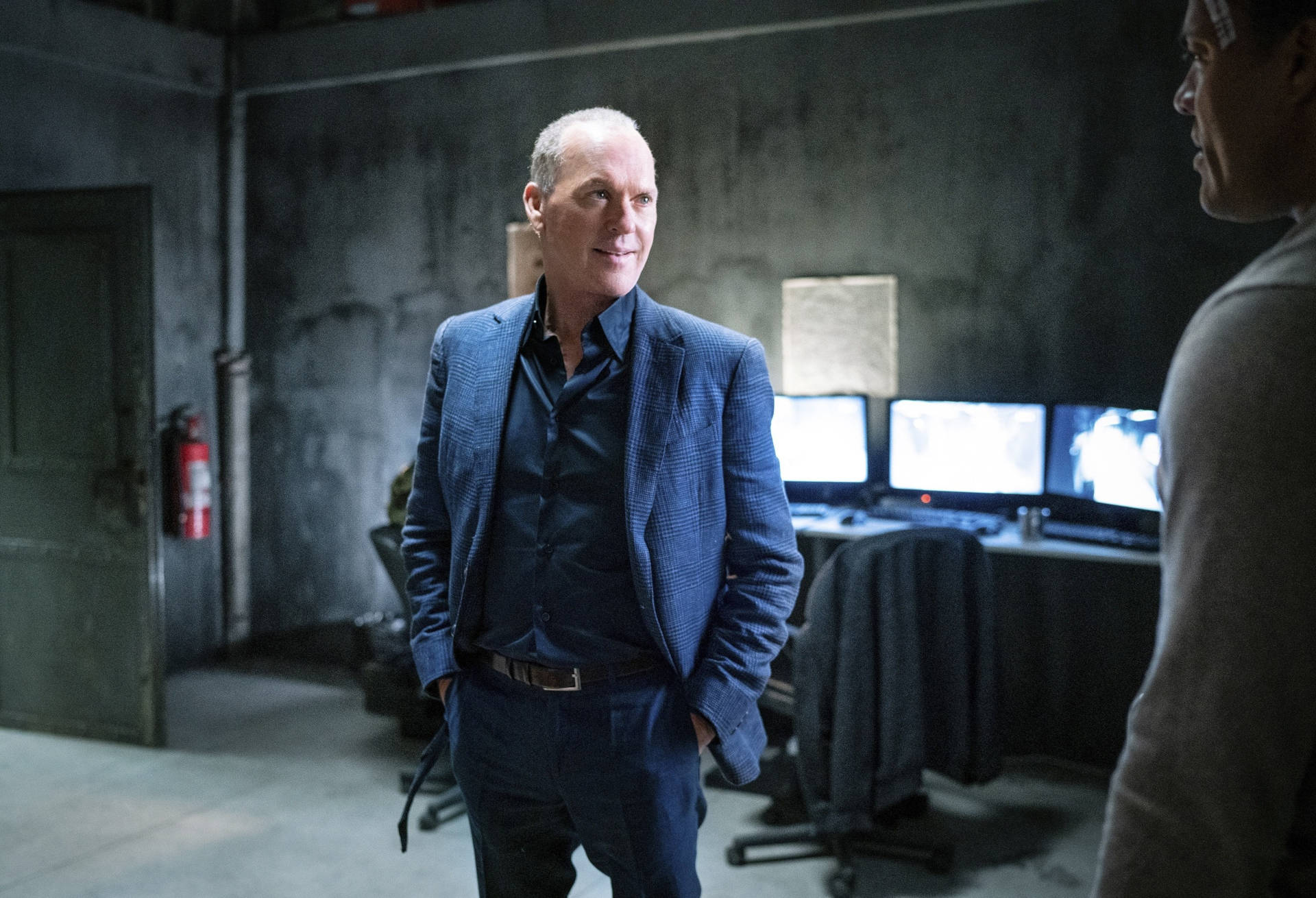 Michael Keaton, blue suit, dim concrete room, Full HD Desktop Wallpaper