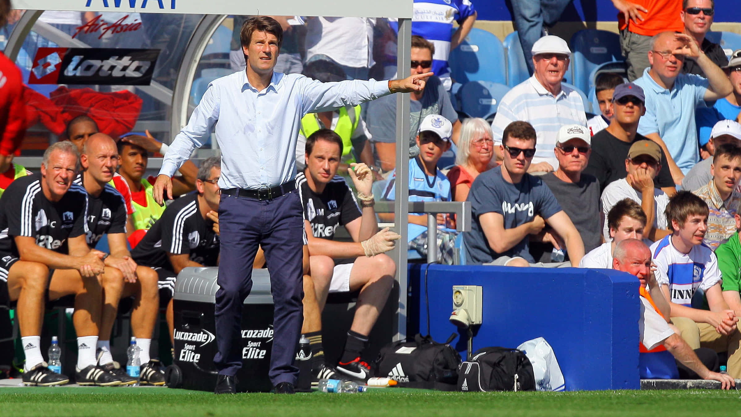 Michael Laudrup, light blue shirt, sidelines, Full HD Desktop Wallpaper