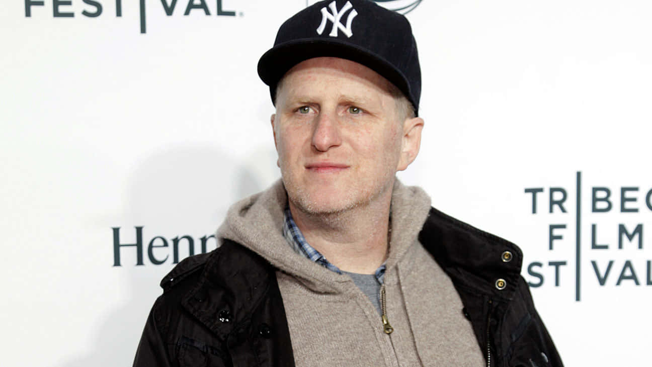 Michael Rapaport, black NY cap, layered jacket, HD Desktop Wallpaper