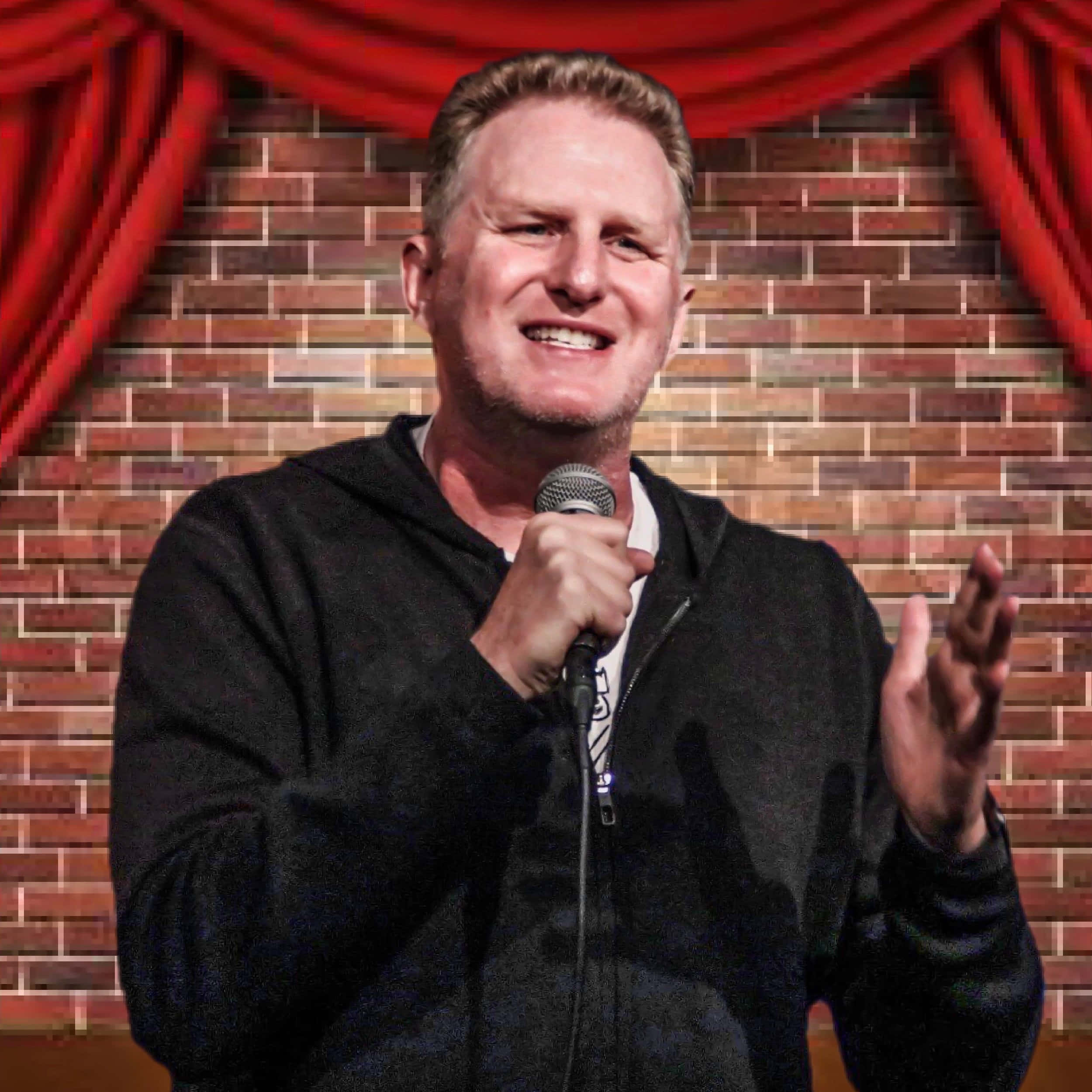 Michael Rapaport, microphone, red curtains, Full HD Desktop Wallpaper