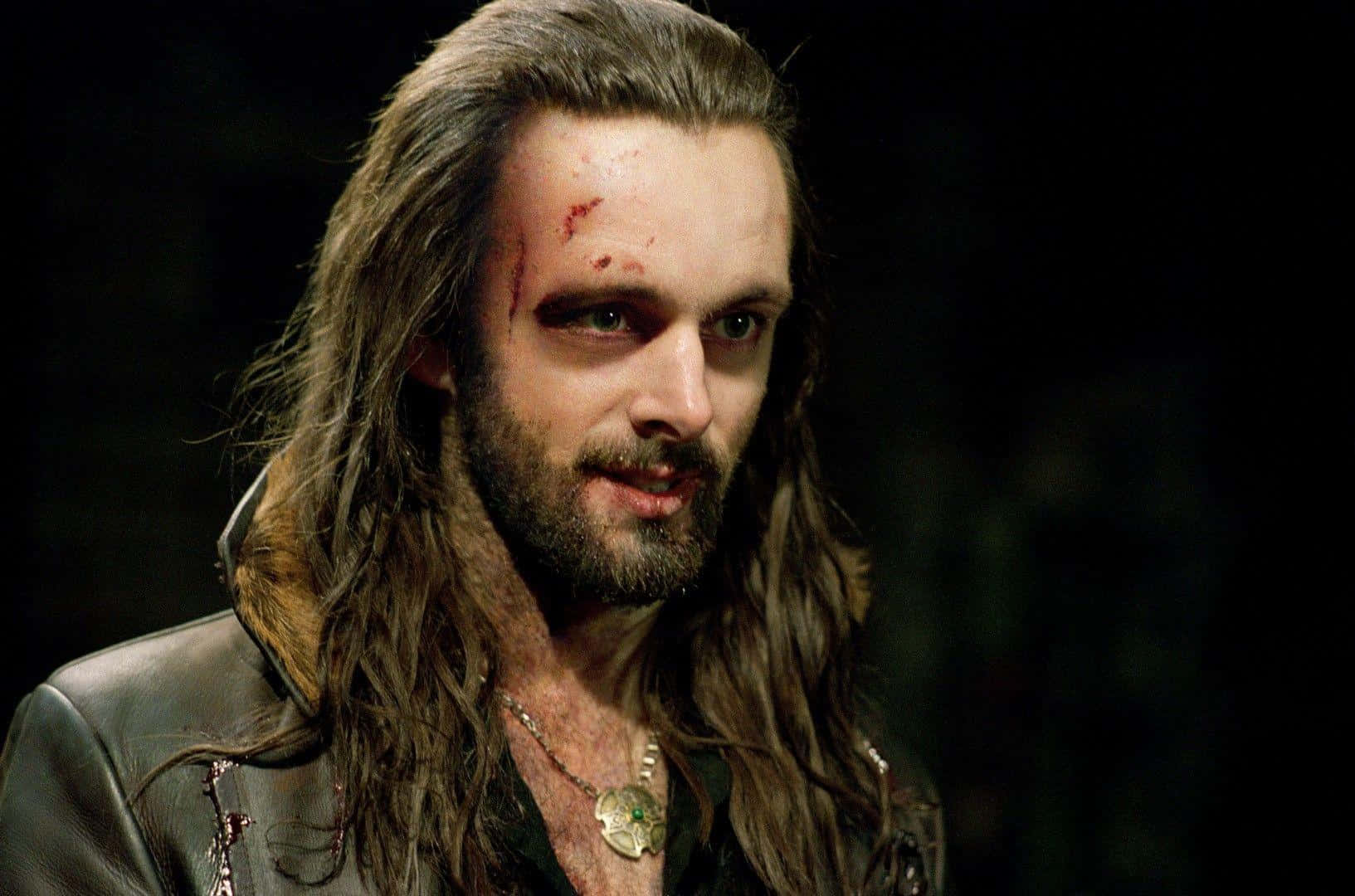 Michael Sheen, long brown hair, blood on his forehead, HD Desktop Wallpaper