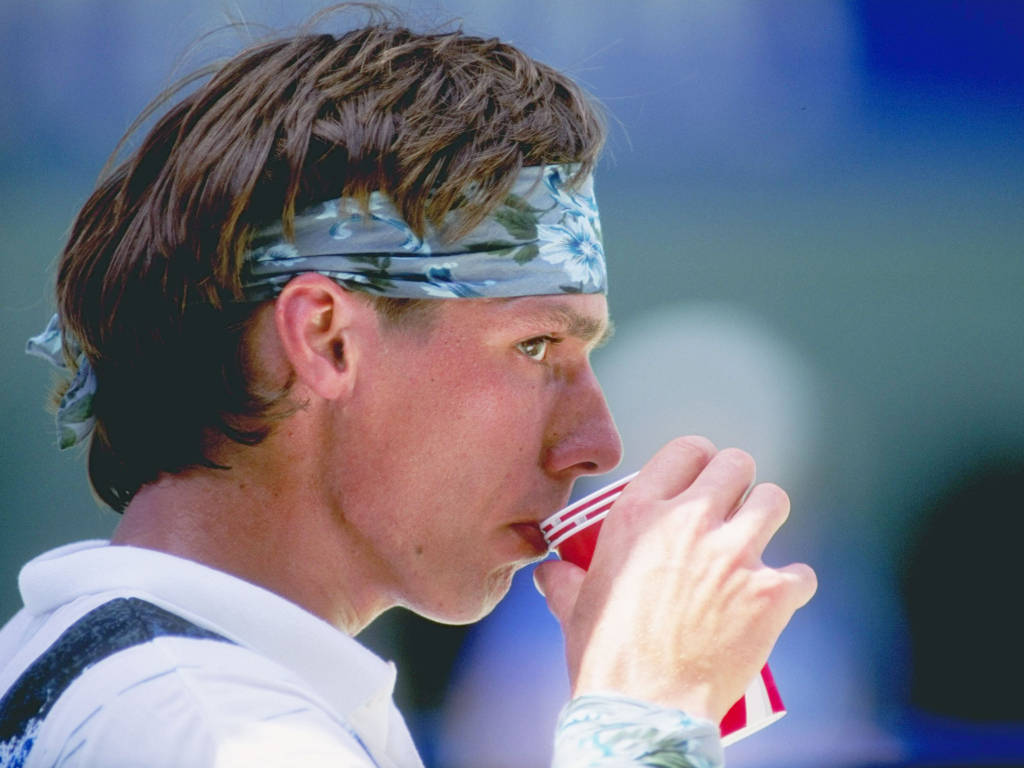 Michael Stich, red and white cup, floral headband, SD Desktop Wallpaper