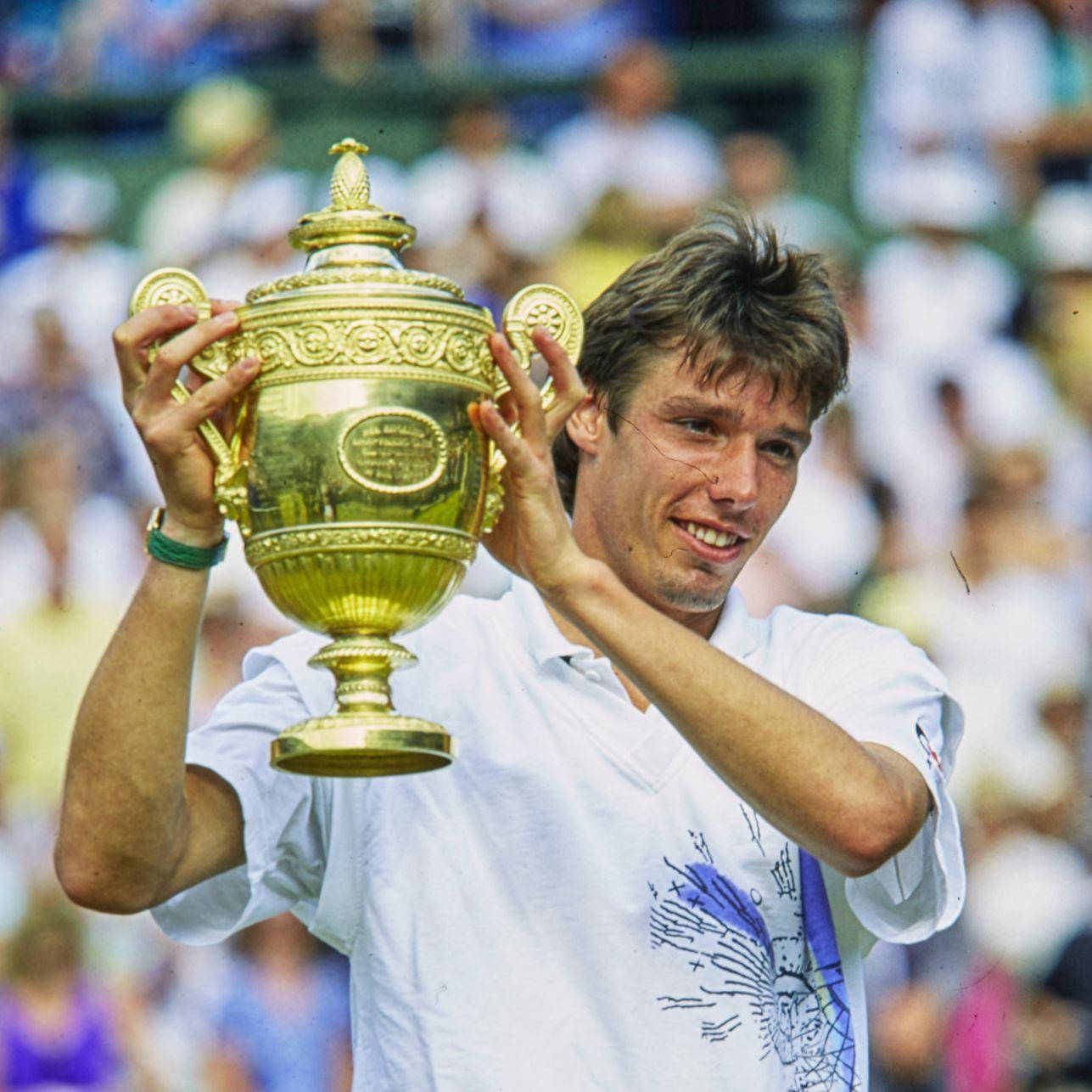 Michael Stich, tennis trophy, gleaming golden trophy, HD Desktop Wallpaper
