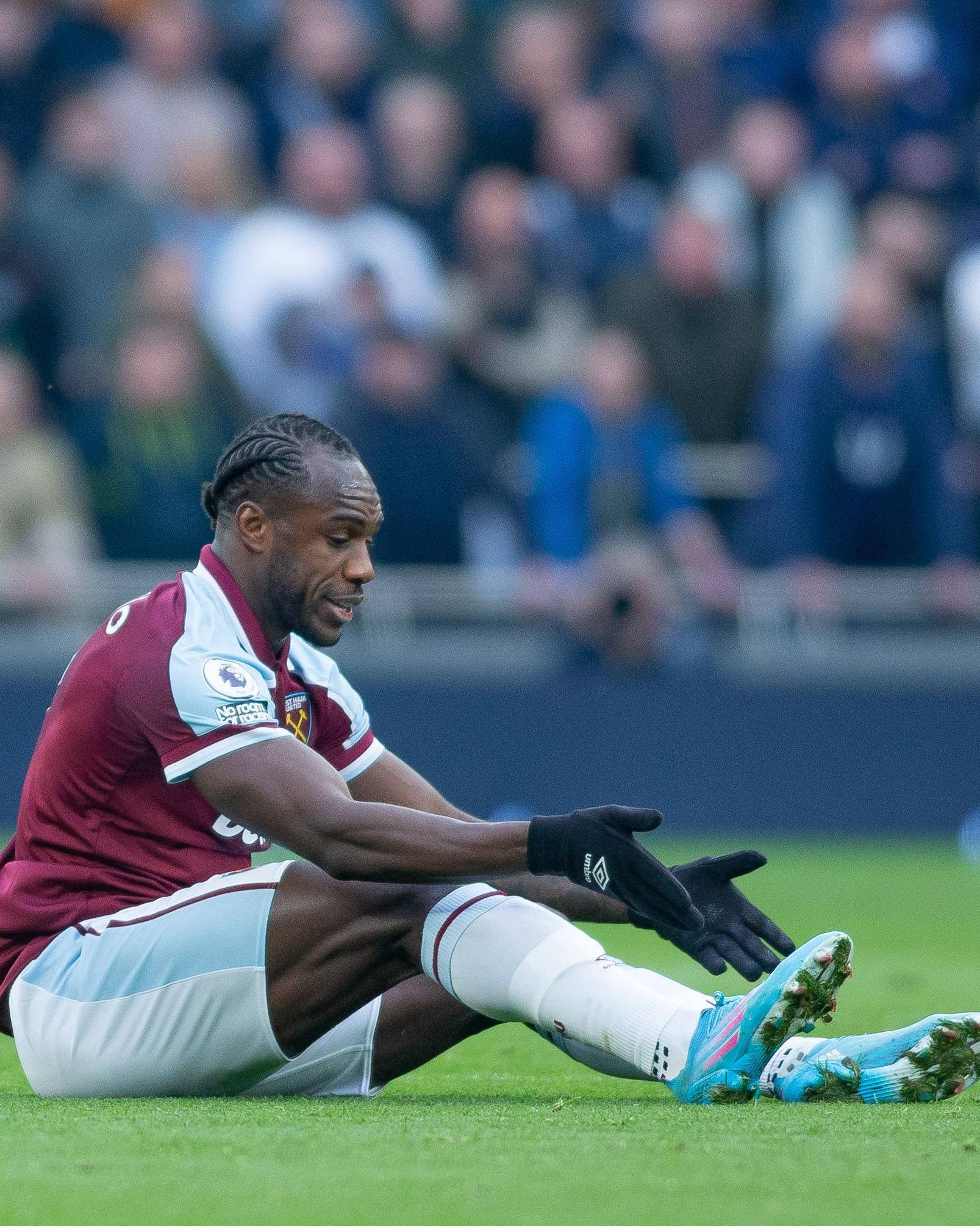 Michail Antonio, maroon and white kit, grass, Full HD Phone Wallpaper