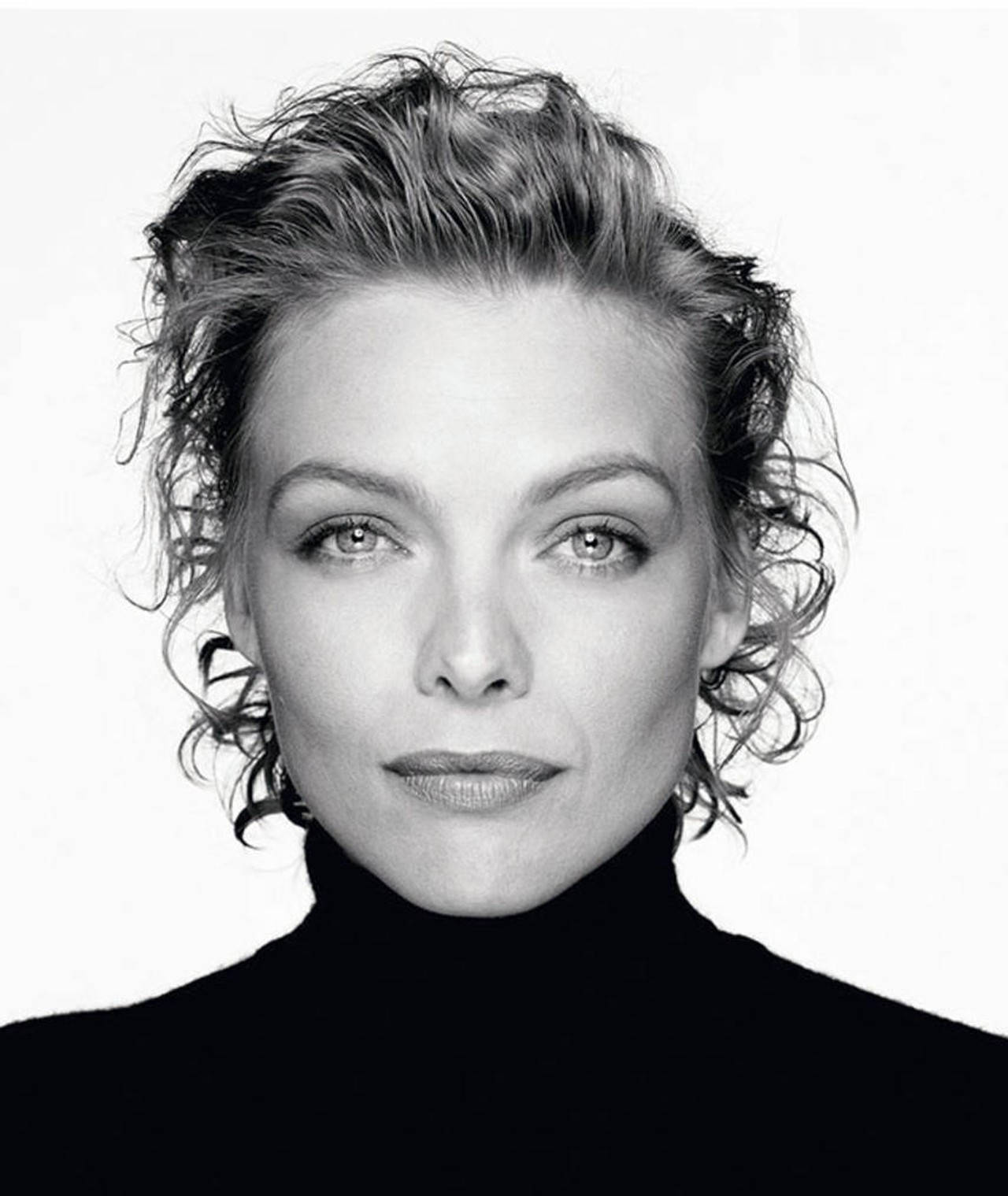 Michelle Pfeiffer, black and white portrait, tousled hair, HD Phone Wallpaper