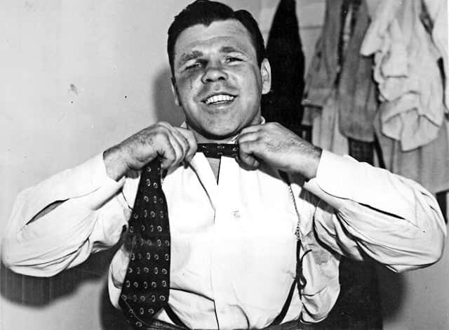 Mickey Walker, white shirt, patterned tie, SD Desktop Wallpaper