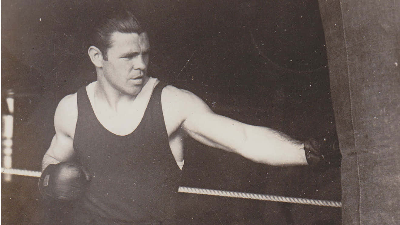 Mickey Walker, boxing bag, dimly lit ring, HD Desktop Wallpaper