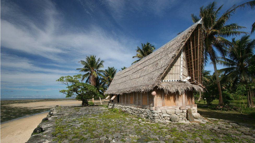 Micronesia, thatched-roof hut, rocky shore, SD Desktop Wallpaper