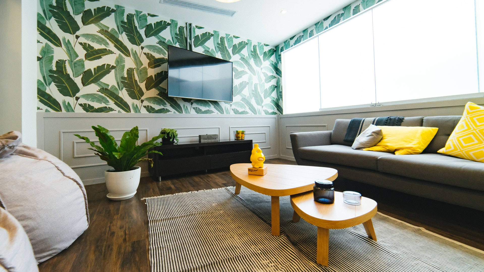 Microsoft Teams, modern room design, banana leaf wallpaper, Full HD Desktop Wallpaper