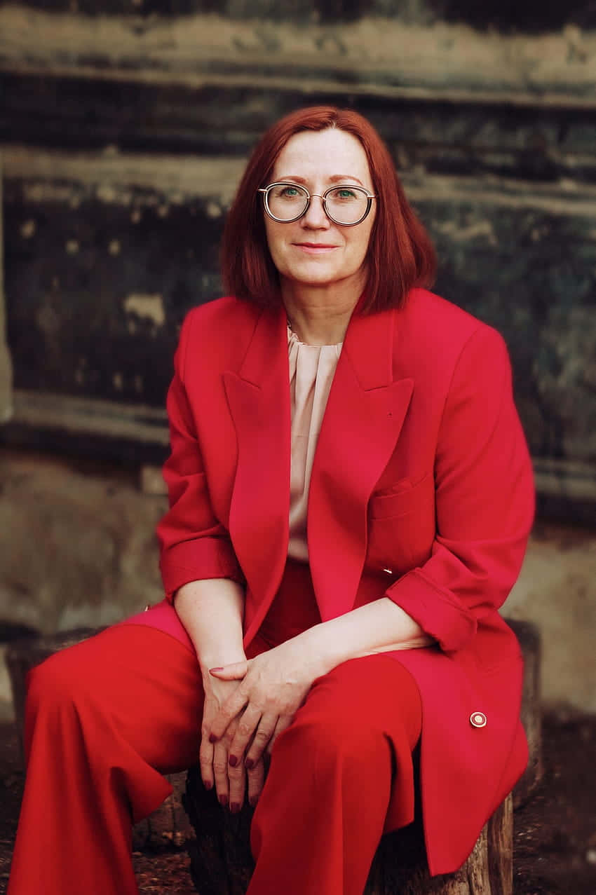 red suit, red hair, glasses, SD Phone Wallpaper