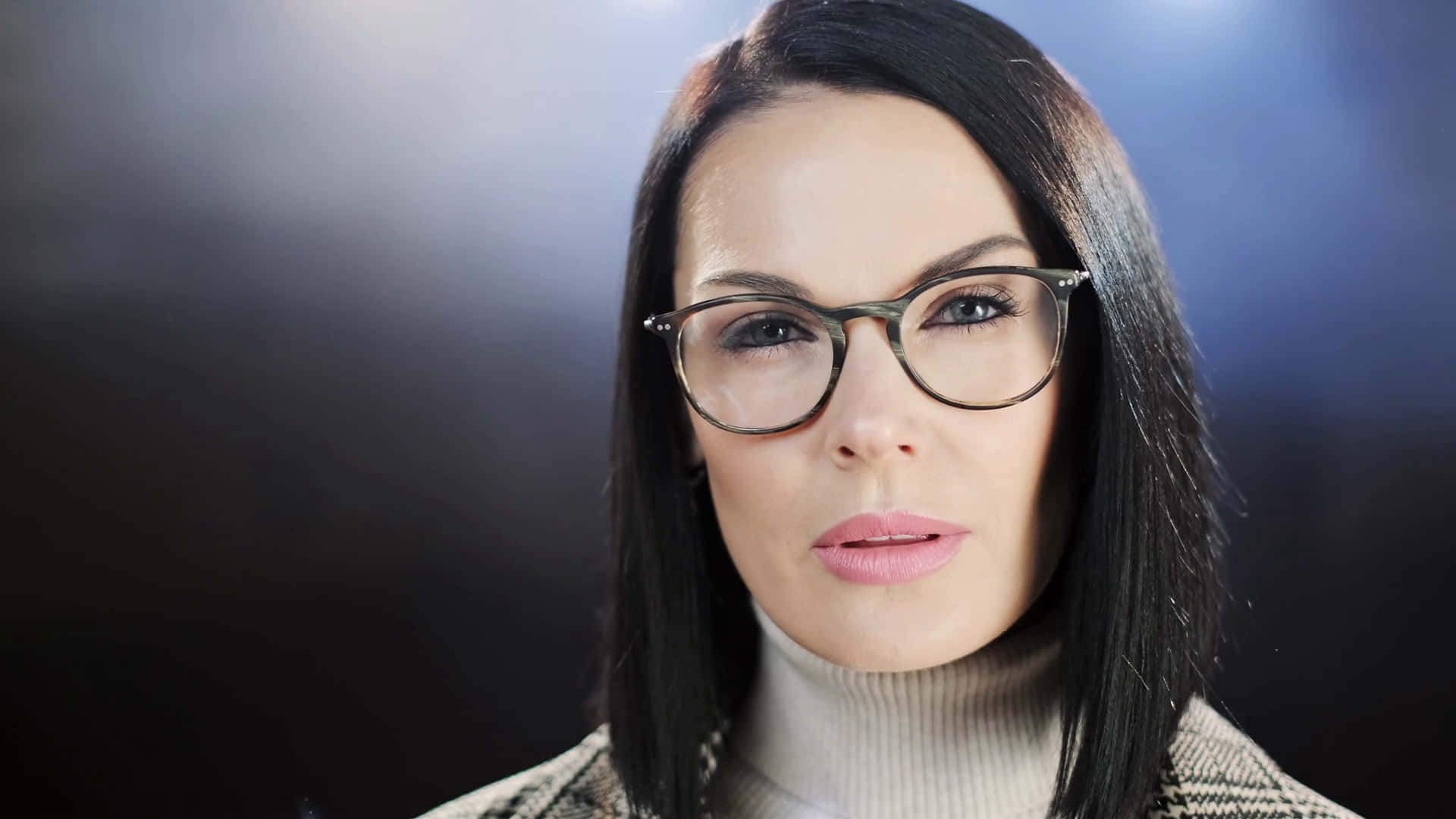 black hair, middle aged woman, eyeglasses, Full HD Desktop Wallpaper