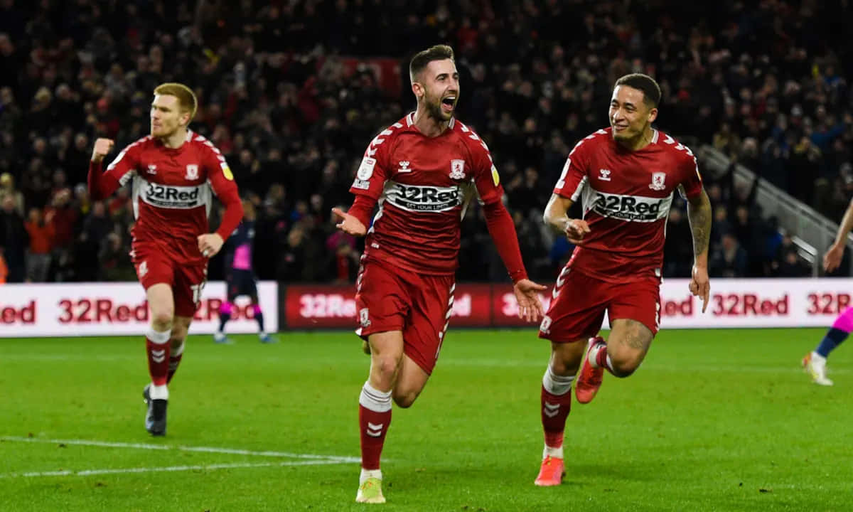 Middlesbrough, red kits, green pitch, SD Desktop Wallpaper