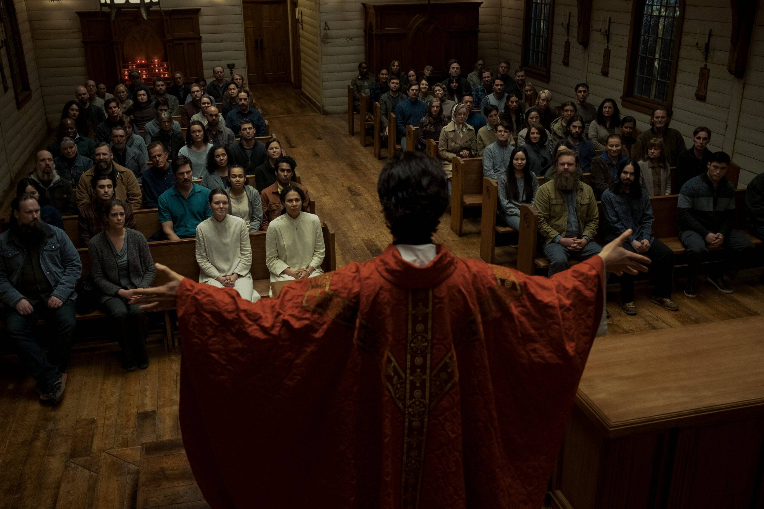 Midnight Mass, priest, red robe, 2K Desktop Wallpaper