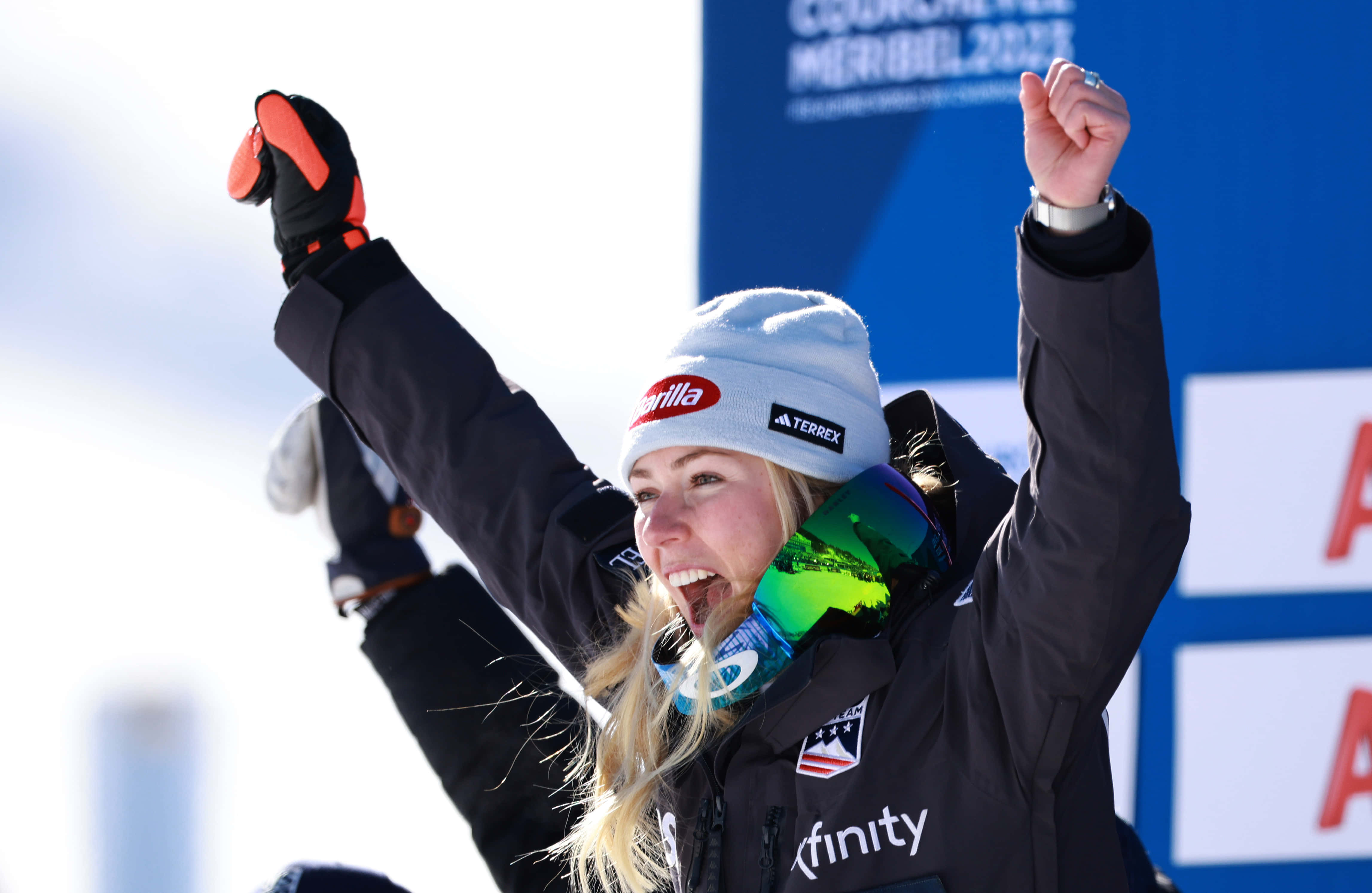 Mikaela Shiffrin, female skier, bright snowy mountain, 4K Desktop Wallpaper
