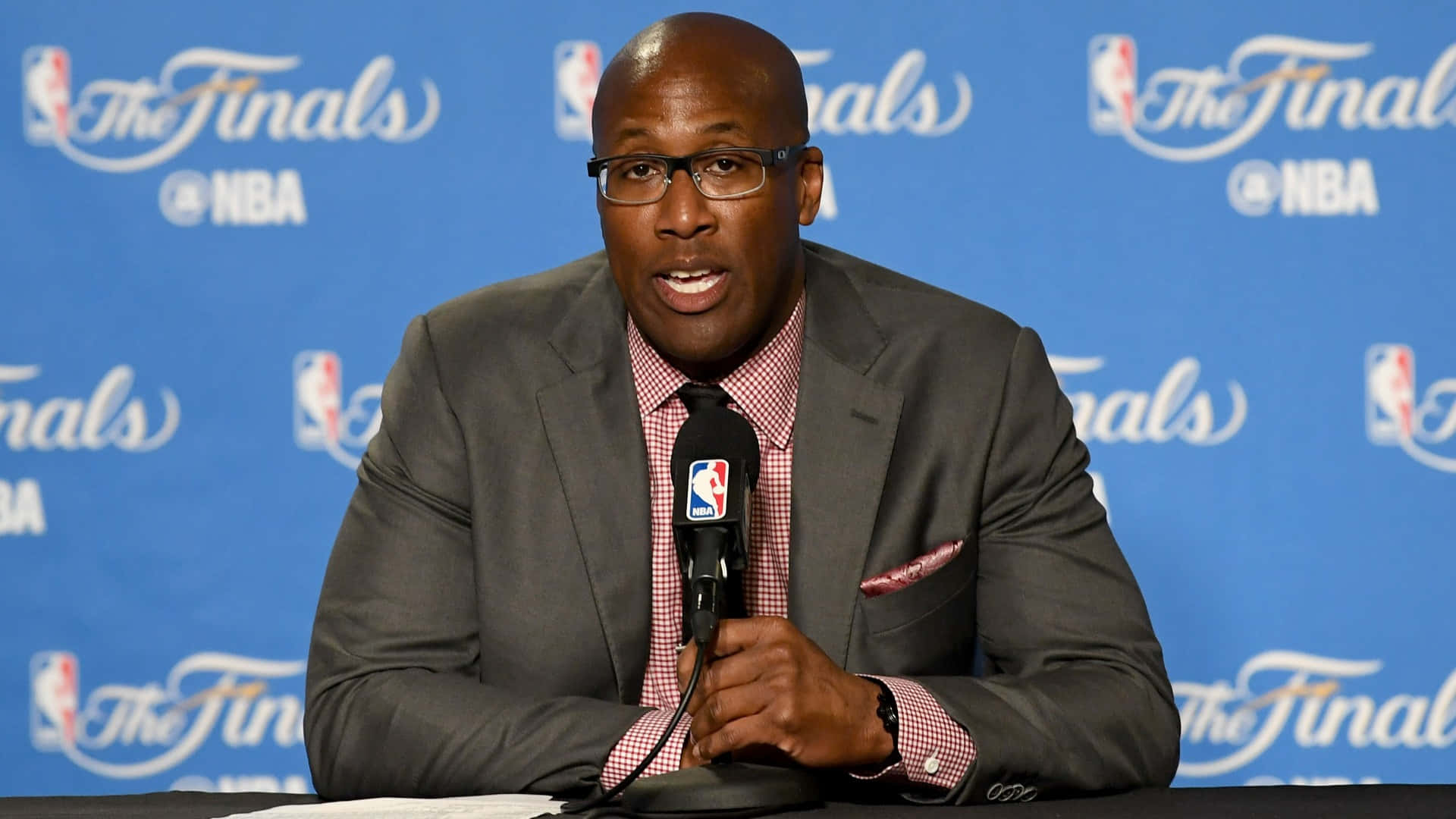 Mike Brown, 2017 NBA Finals, press conference, Full HD Desktop Wallpaper