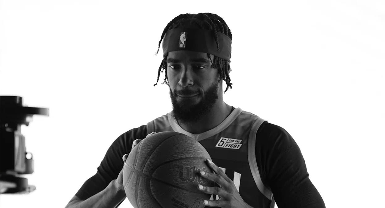 Mike Conley, black and white, bearded, SD Desktop Wallpaper