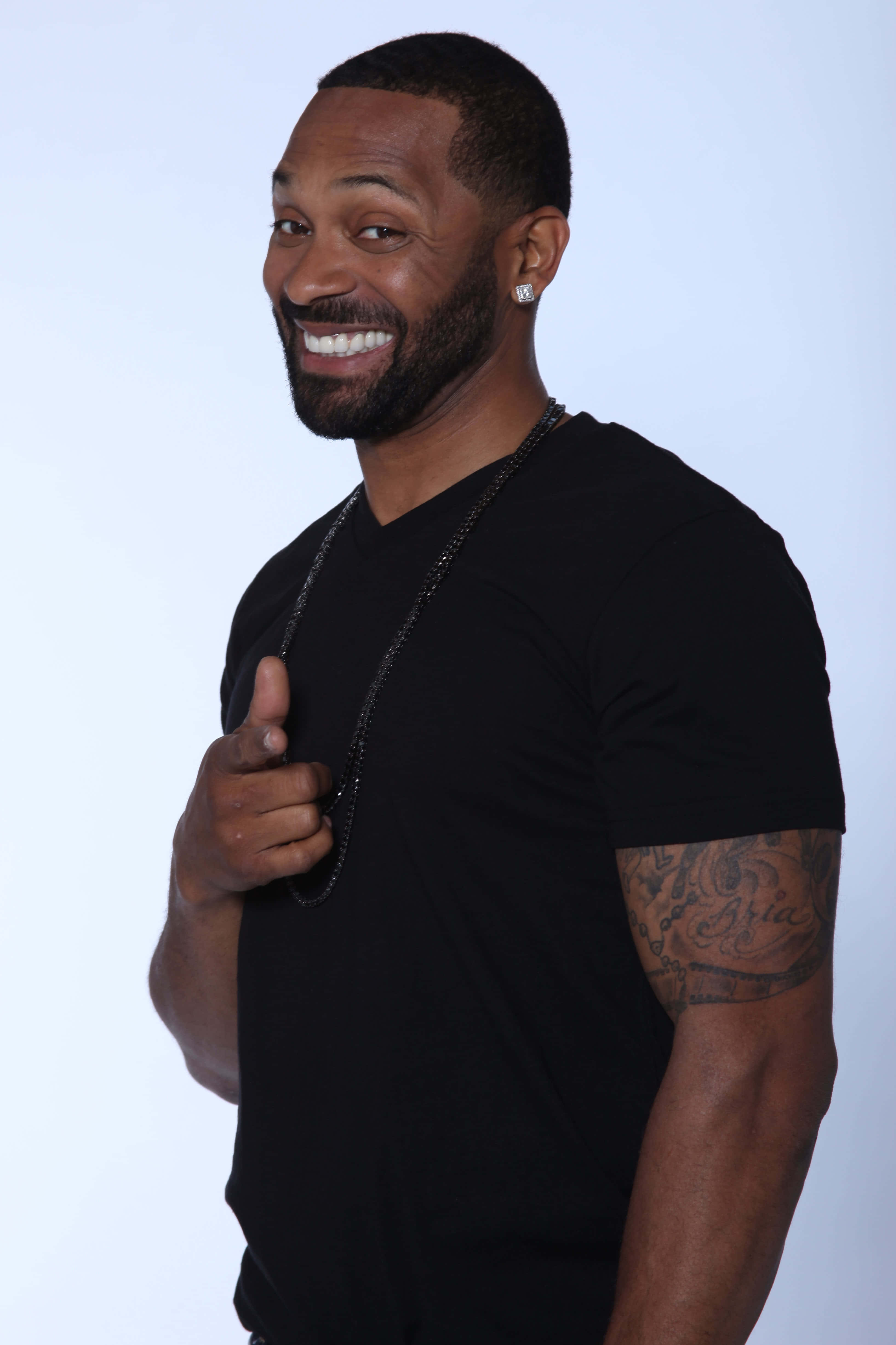Mike Epps, beard, tattoos, 4K Phone Wallpaper