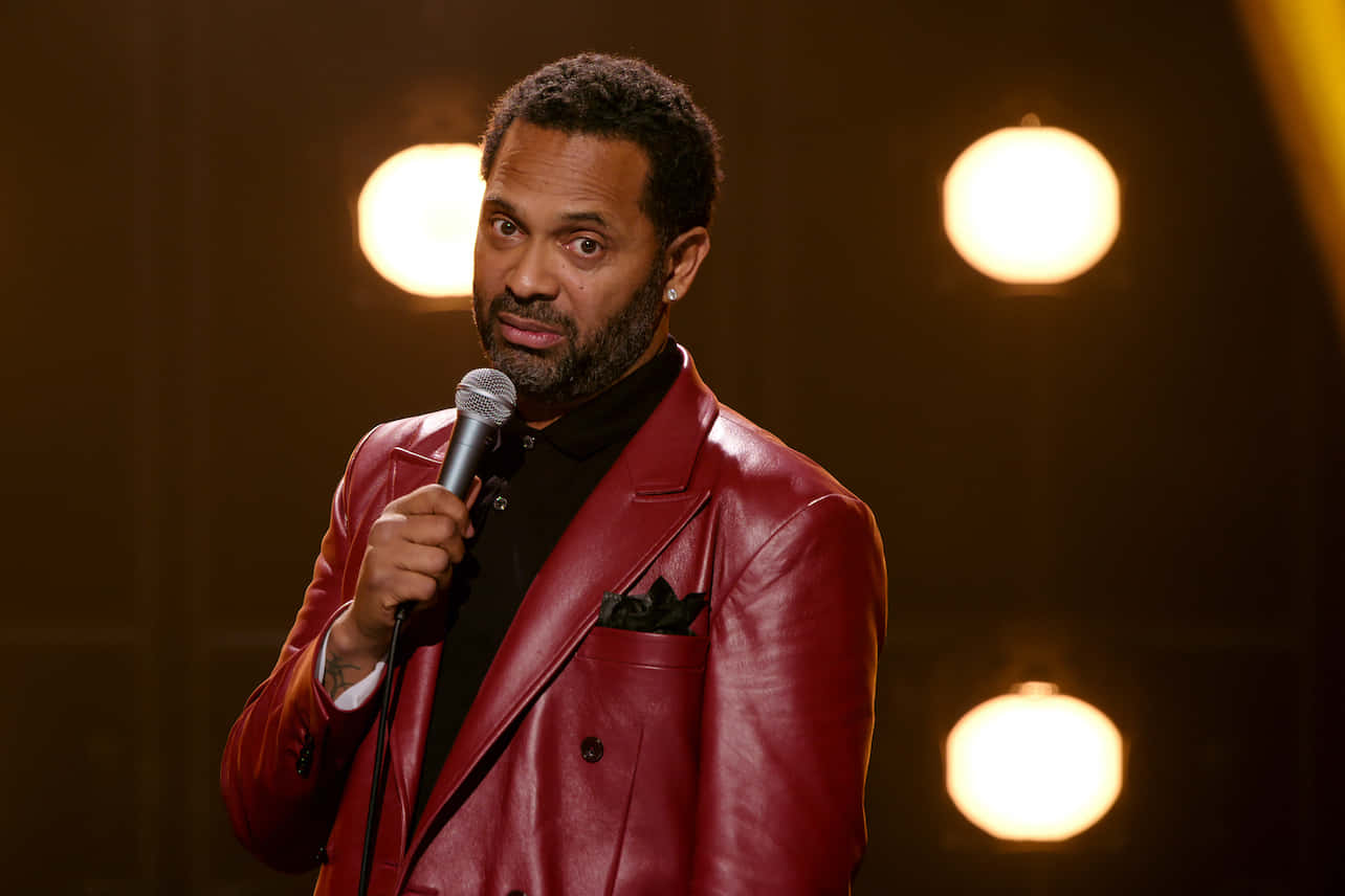 Mike Epps, red leather jacket, microphone, HD Desktop Wallpaper