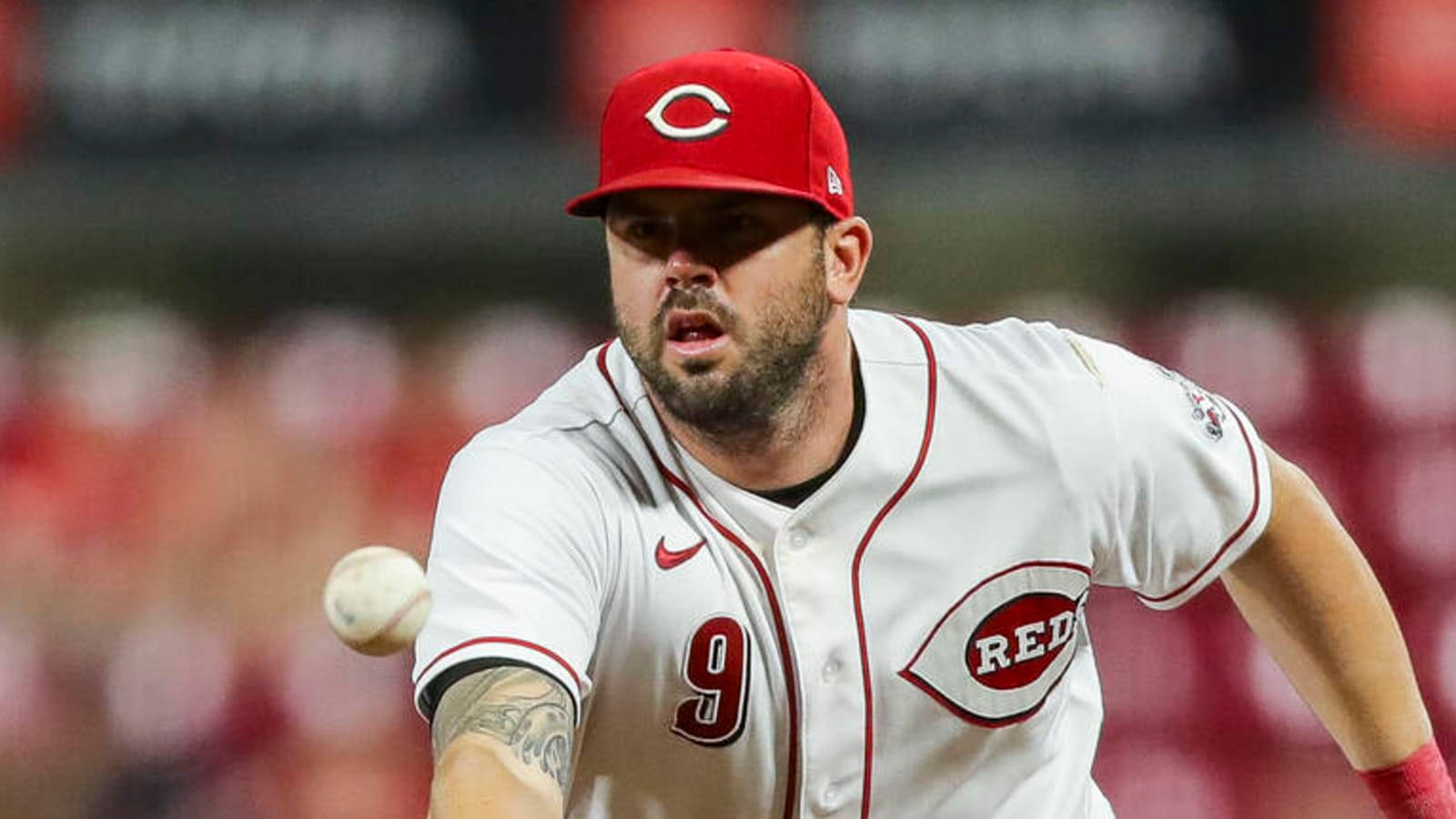 Mike Moustakas, red and white uniform, mid-throw, HD Desktop Wallpaper