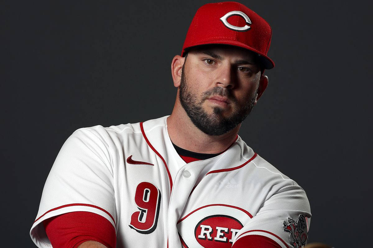 Mike Moustakas, red and white uniform, number 9, SD Desktop Wallpaper