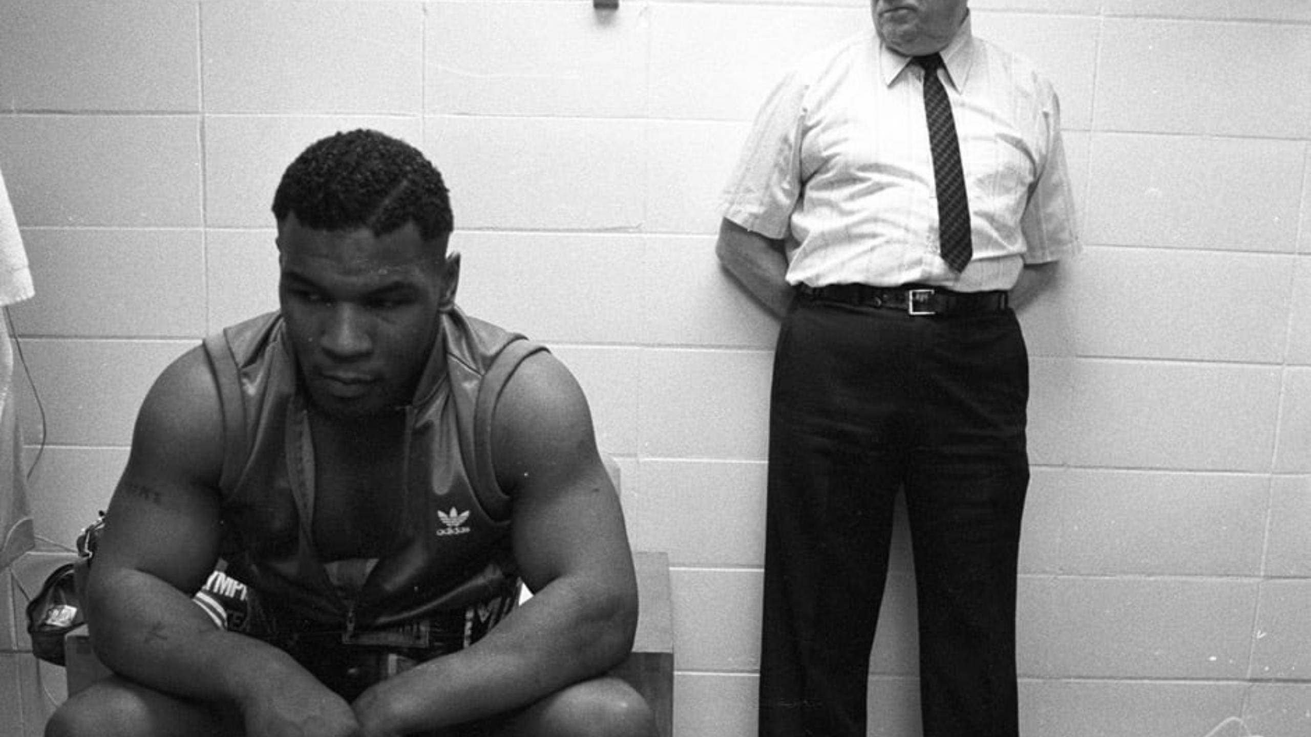 Mike Tyson, black and white photo, muscular boxer, 2K Desktop Wallpaper