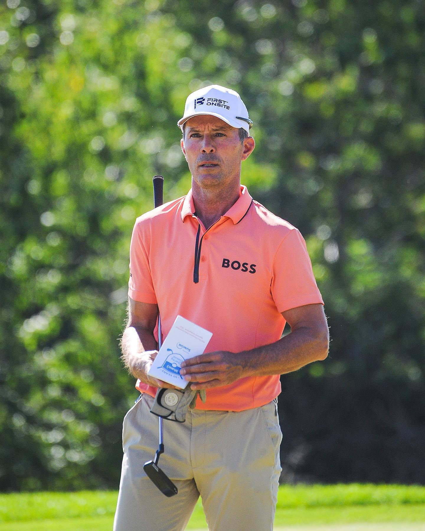 Mike Weir, orange shirt, coral polo shirt, HD Phone Wallpaper