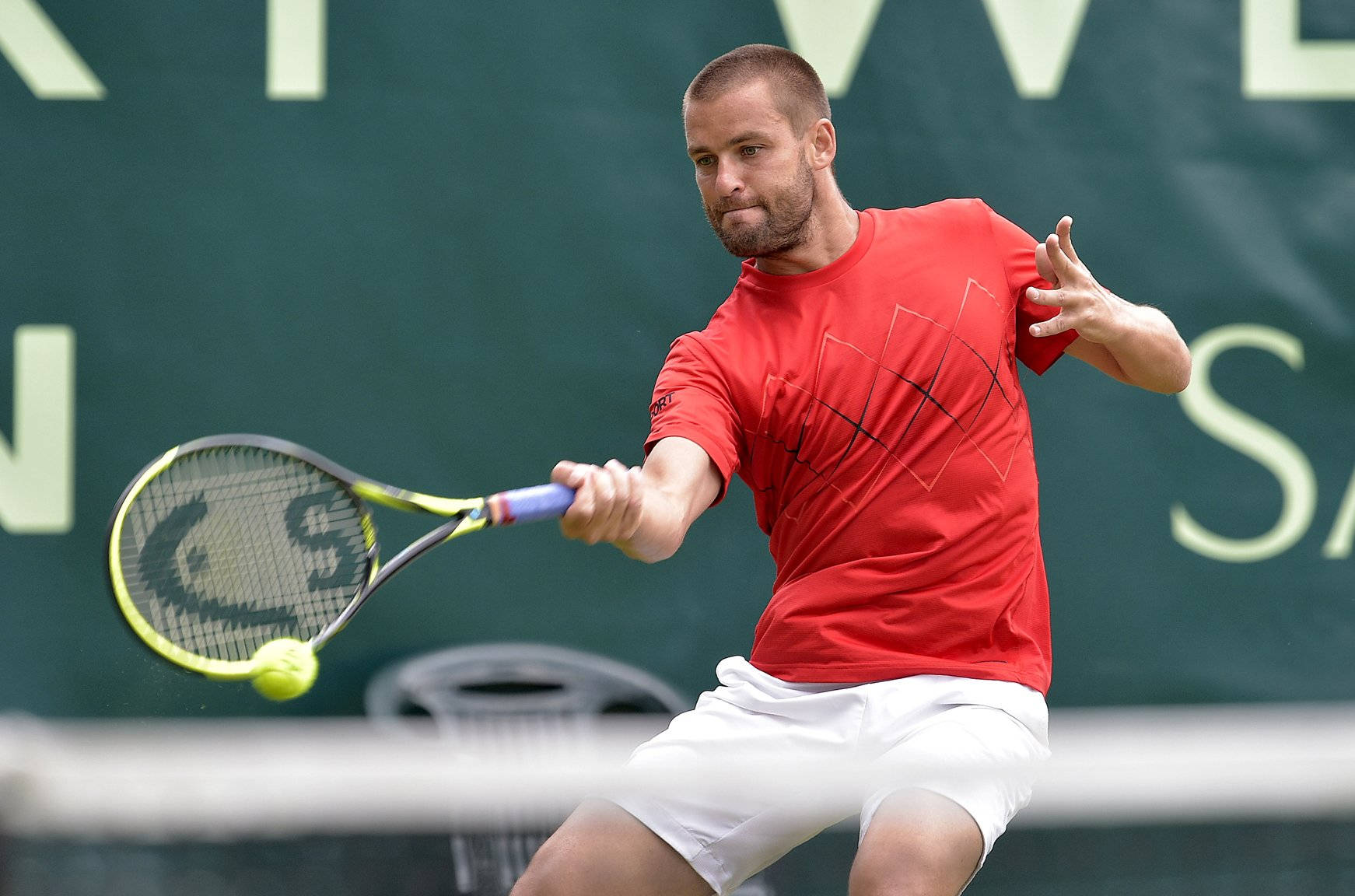 Mikhail Youzhny, red shirt, yellow ball, HD Desktop Wallpaper