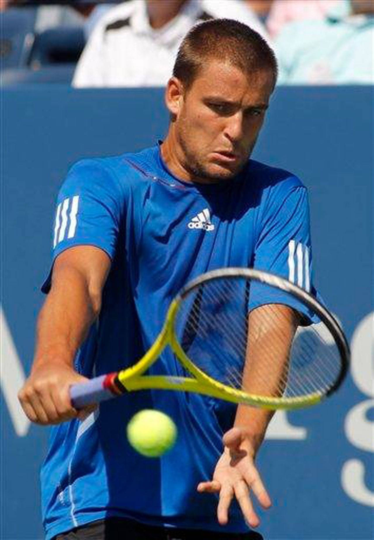 Mikhail Youzhny, blue adidas shirt, yellow racket, HD Phone Wallpaper