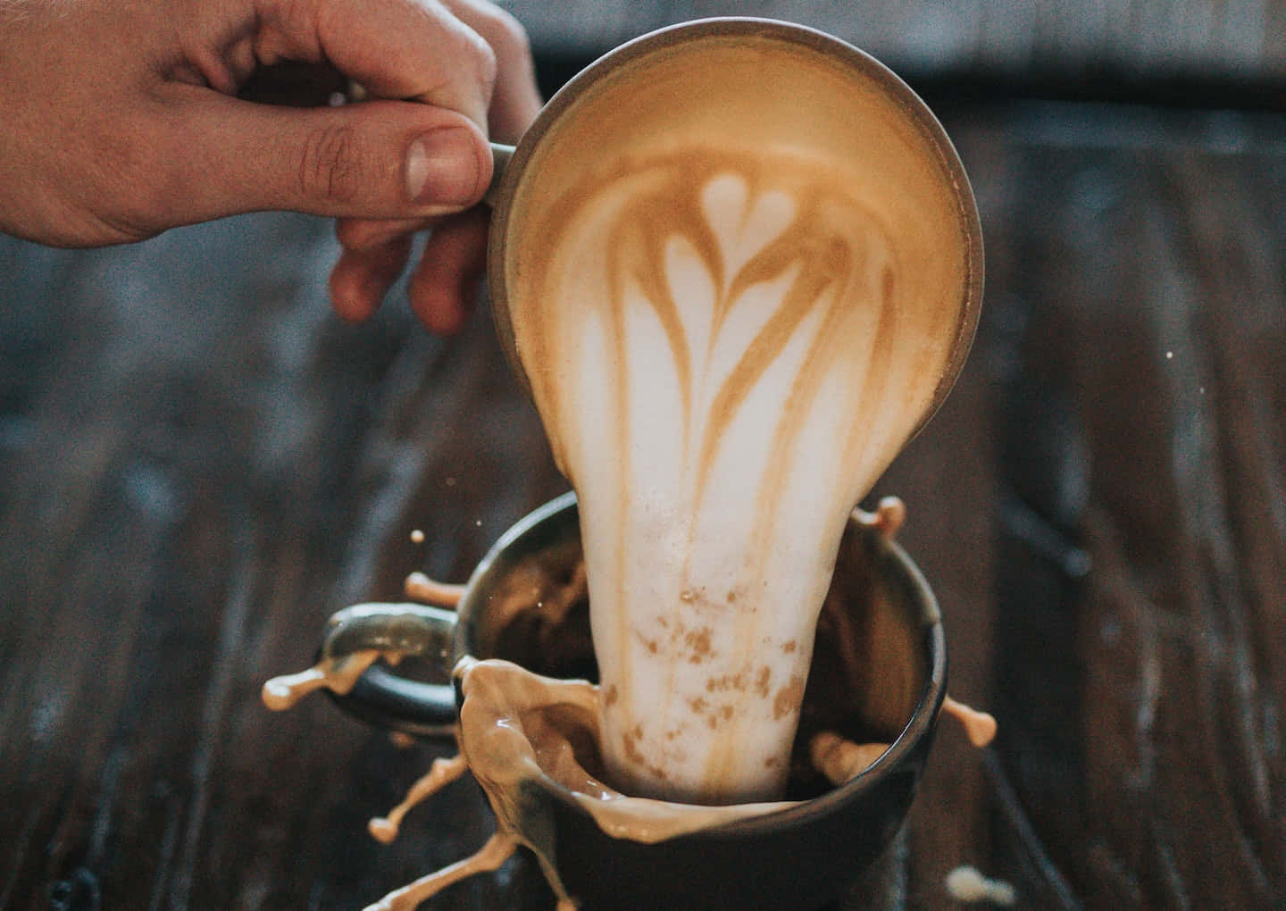 Milk And Coffee, latte art, heart design, HD Desktop Wallpaper