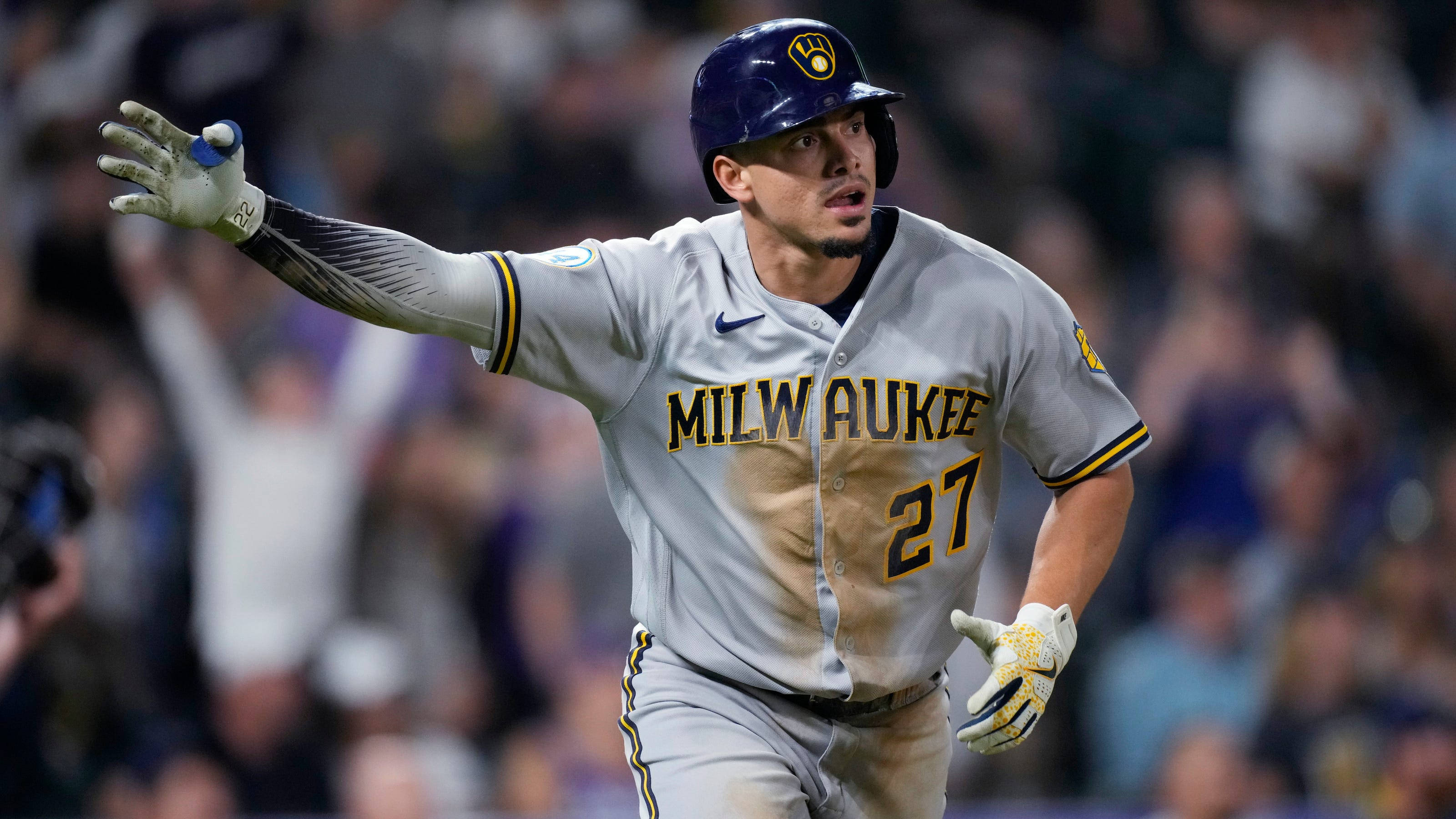 Milwaukee Brewers, Milwaukee Brewers Stadium, gray uniform, 2K Desktop Wallpaper