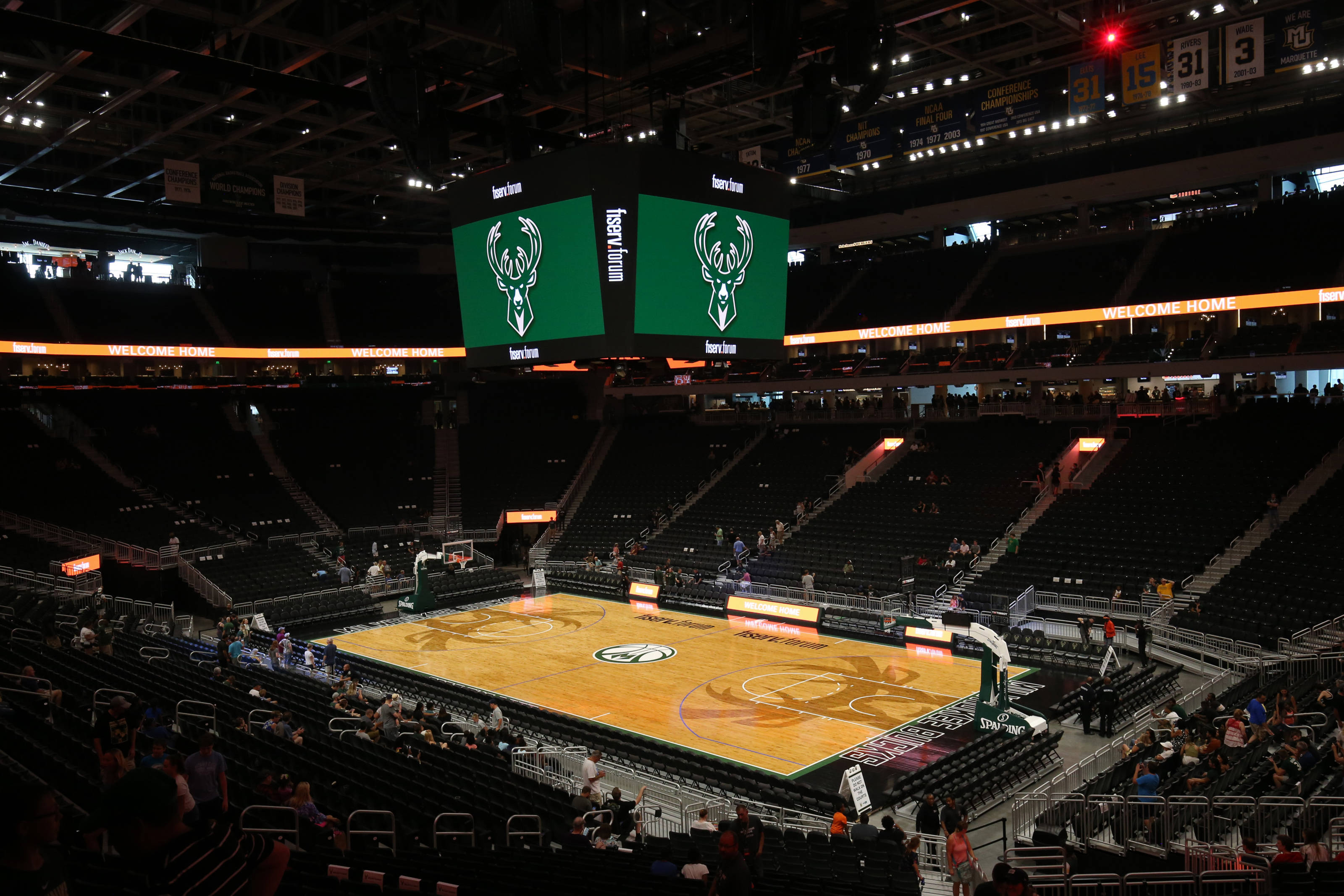 Milwaukee Bucks, home court, basketball arena, 2K Desktop Wallpaper