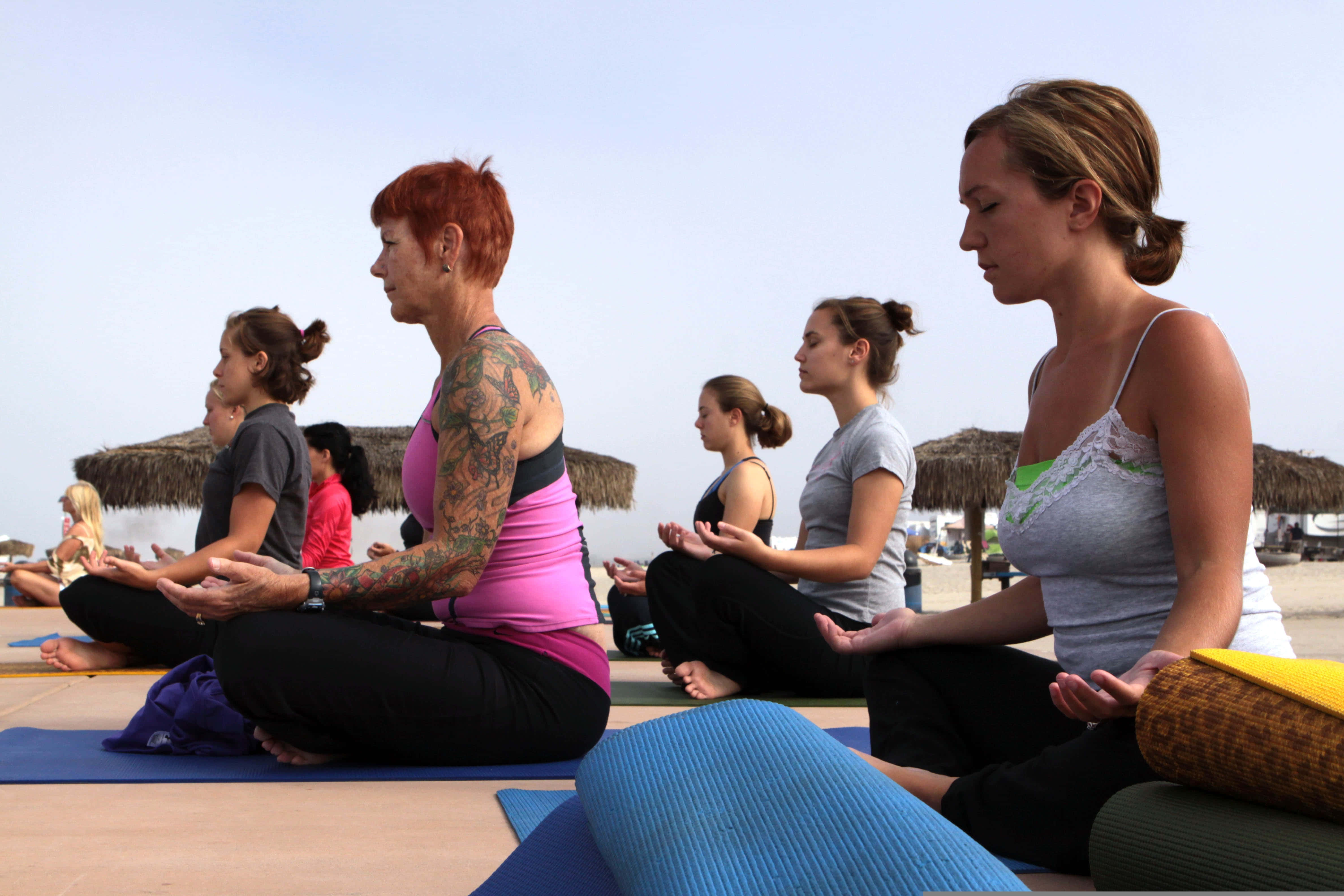lotus position, blue mats, beachside yoga session, 4K Desktop Wallpaper