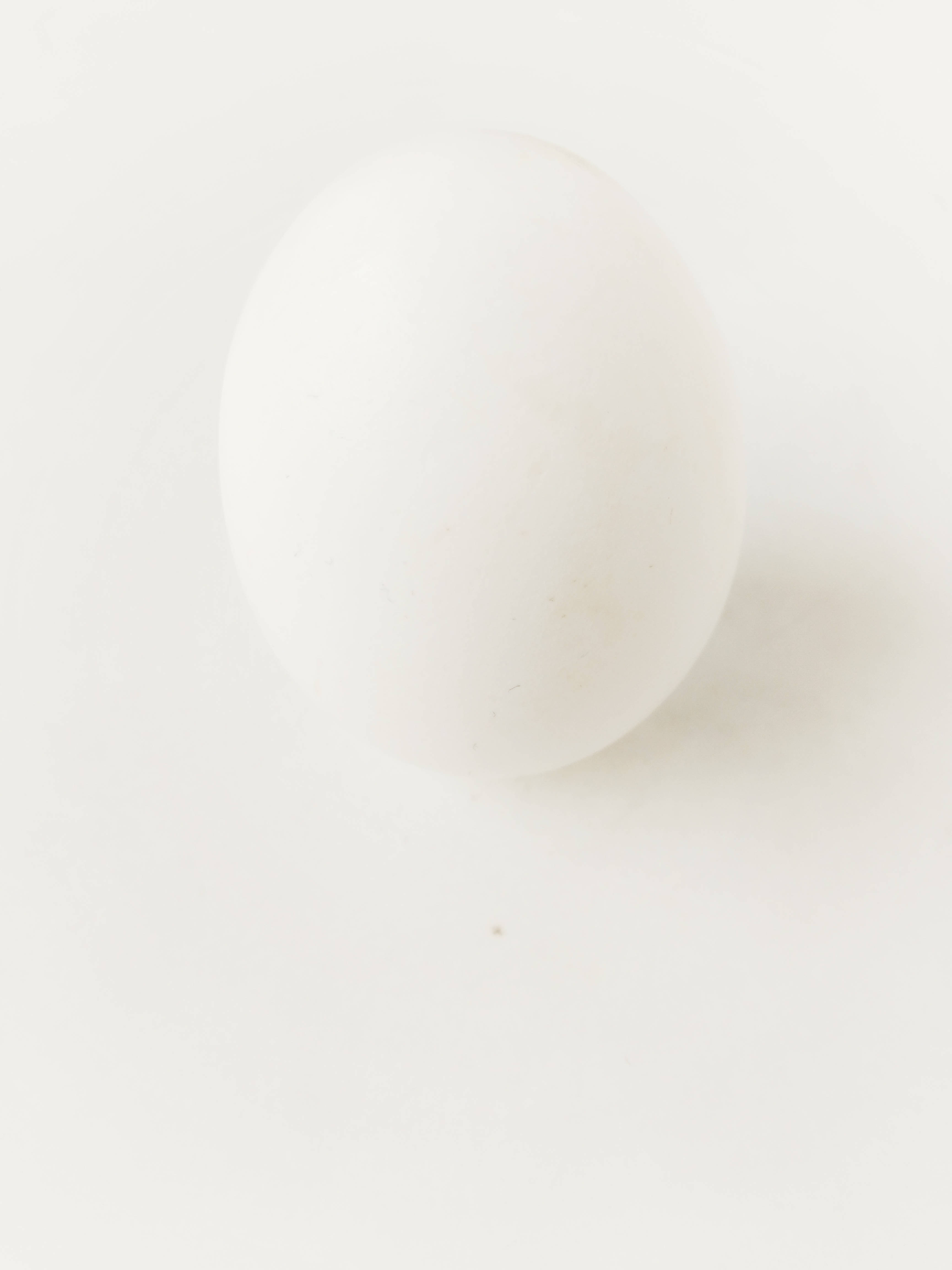 white egg, 4K Phone Wallpaper