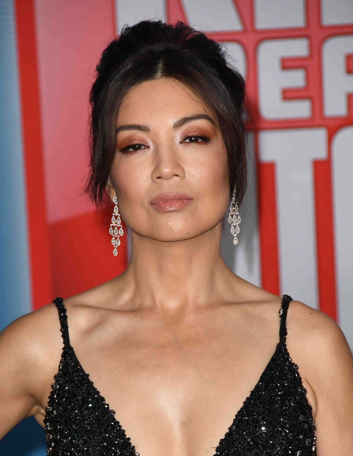 Ming Na Wen, sparkling black dress, dangling earrings, HD Phone Wallpaper