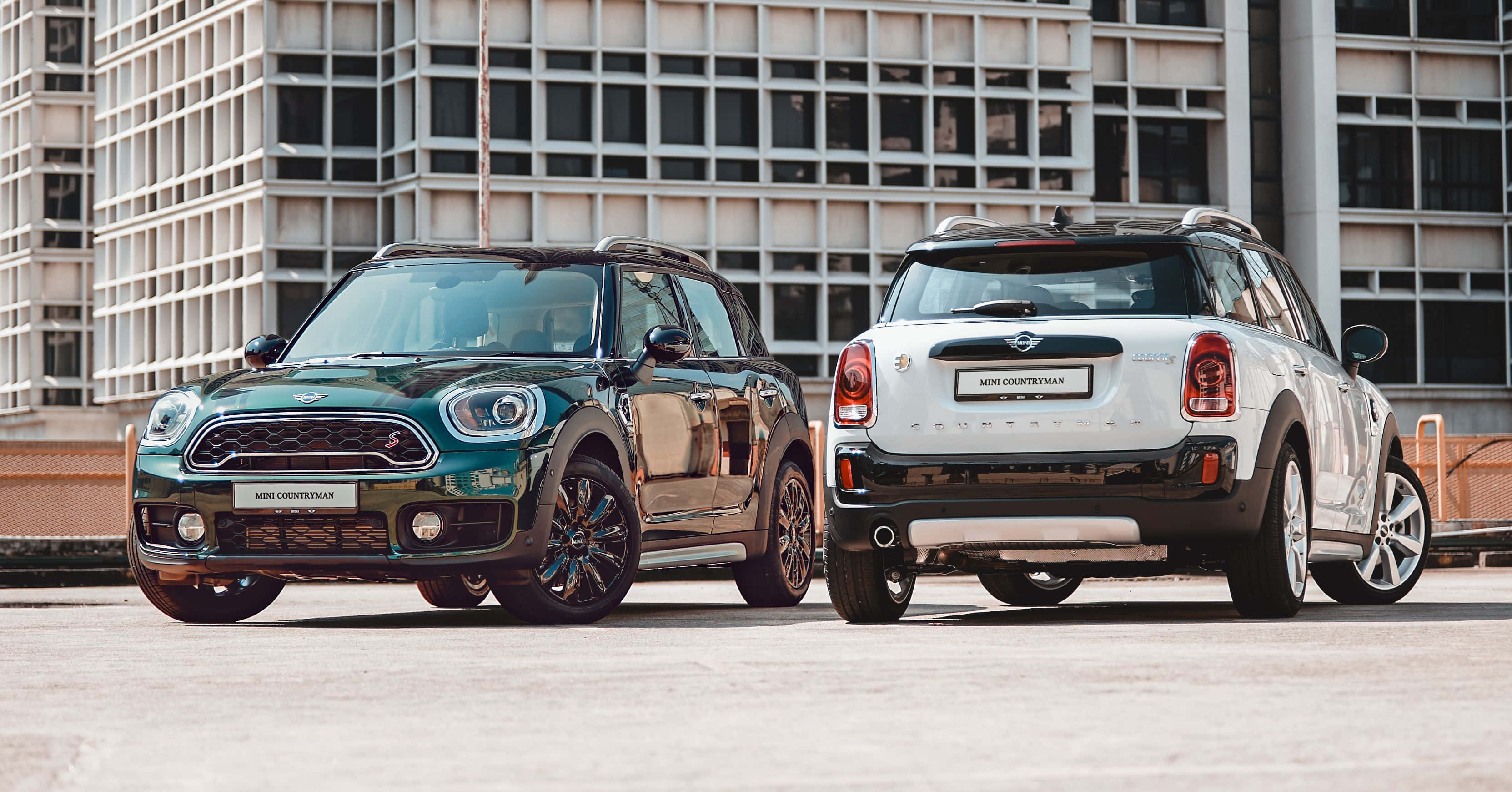 Mini Cooper Countryman, midnight drive, green, 2K Desktop Wallpaper