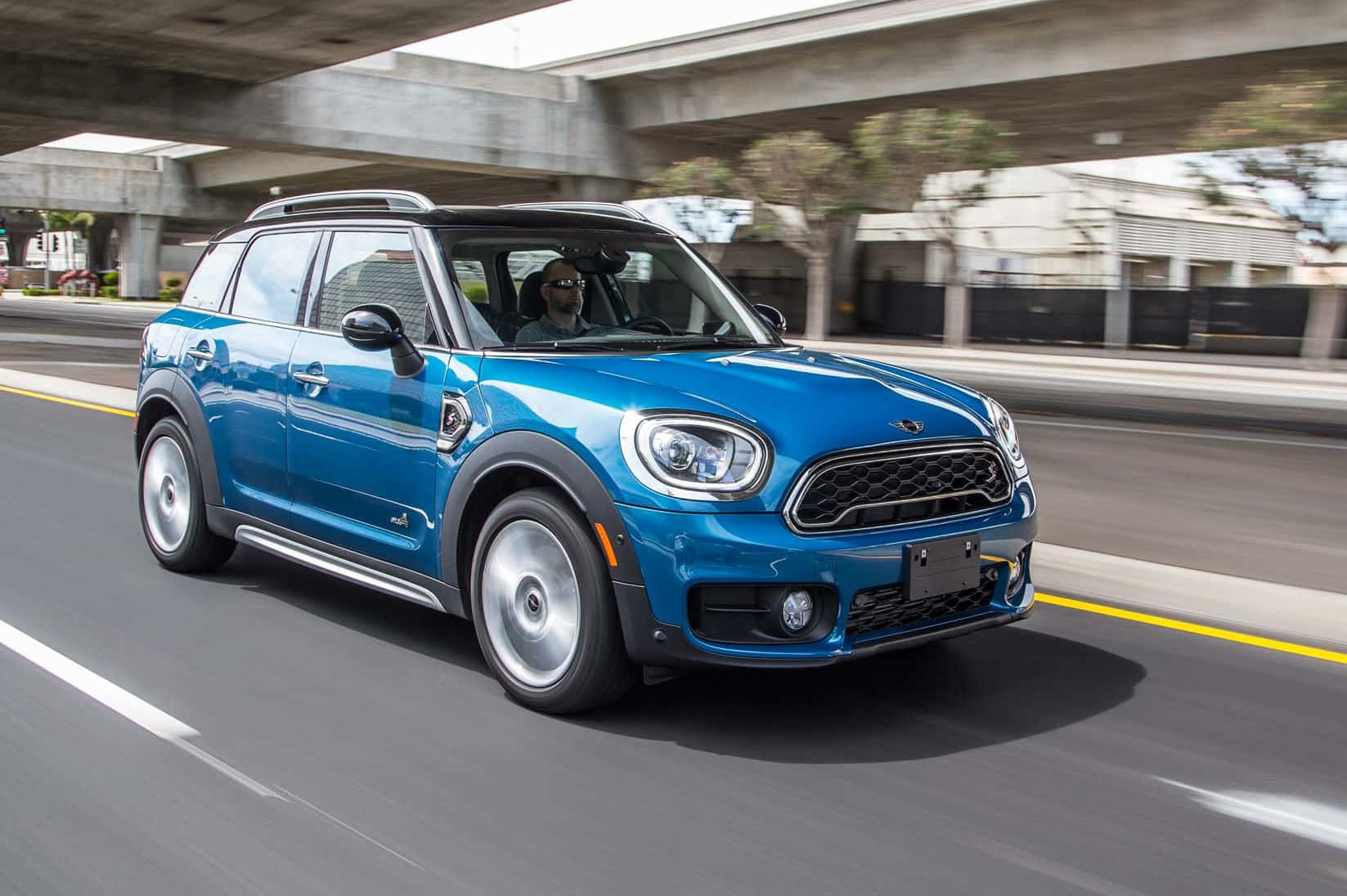 Mini Cooper Countryman, vibrant blue, electric SUV, HD Desktop Wallpaper