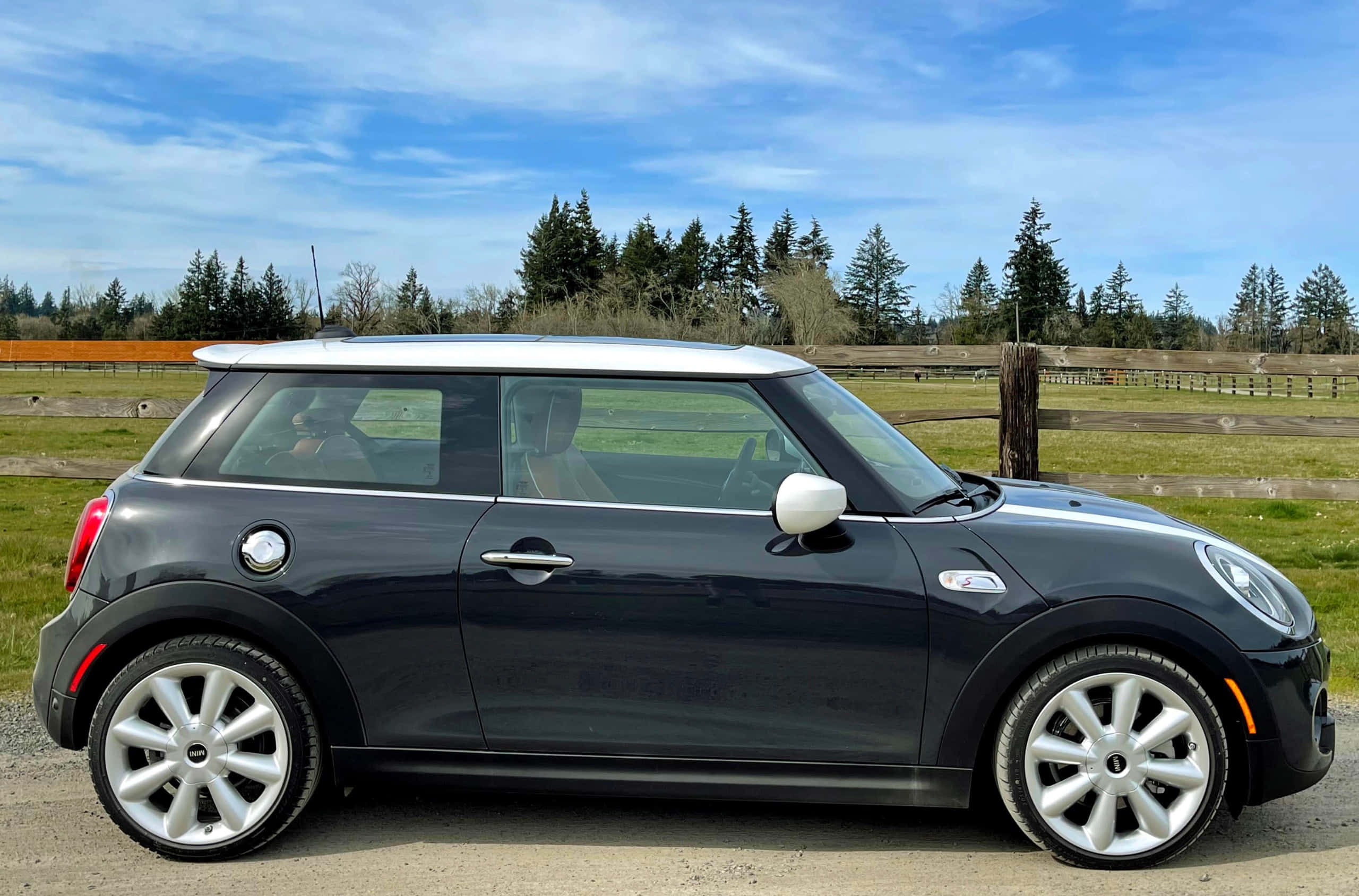 Mini Cooper Hardtop 2 Door, dark gray, white roof, 2K Desktop Wallpaper