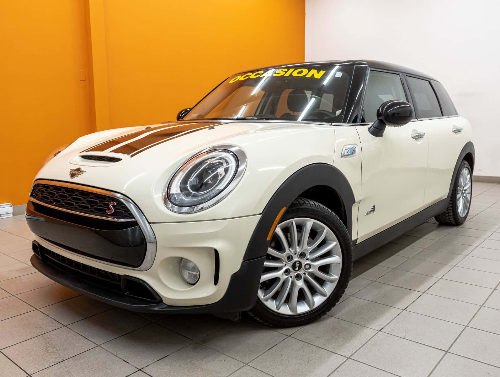 Mini Cooper S Clubman All4, creamy white, black accents, HD Desktop Wallpaper