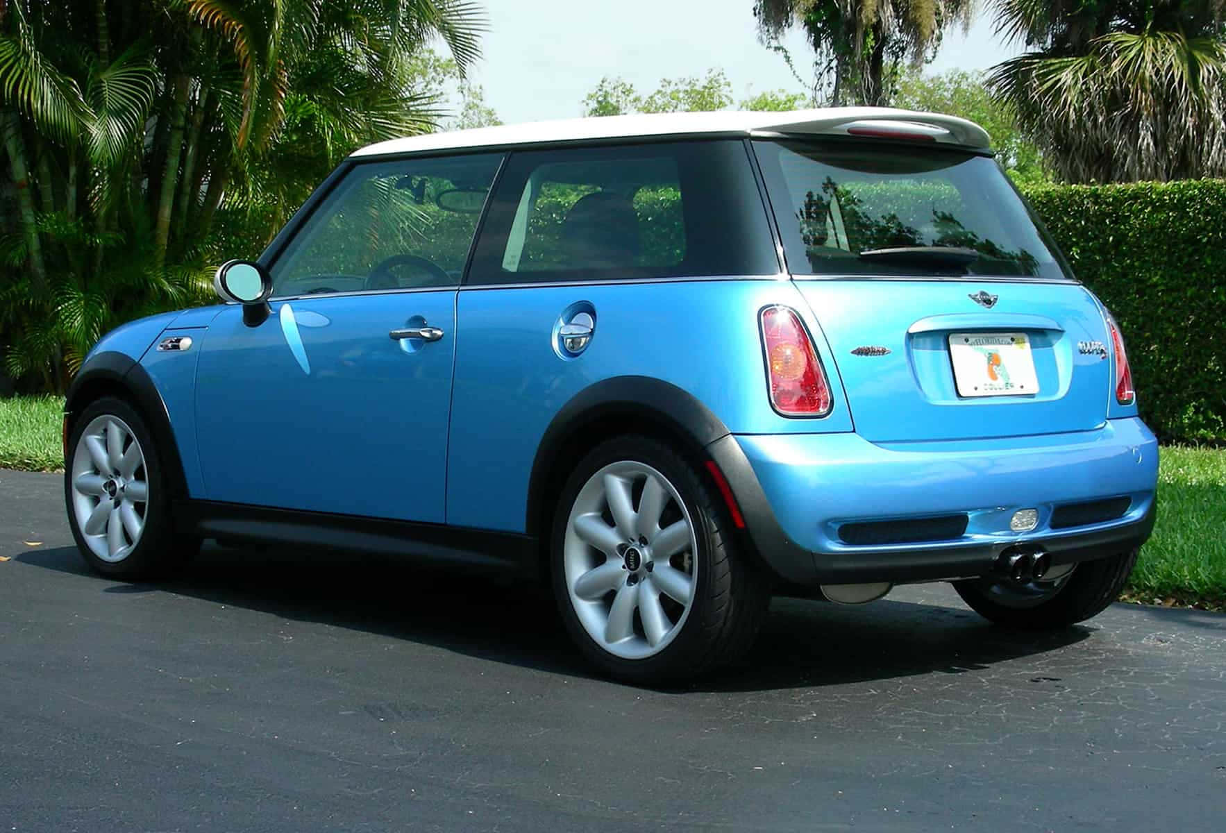 Mini Cooper S, vibrant blue, asphalt, HD Desktop Wallpaper