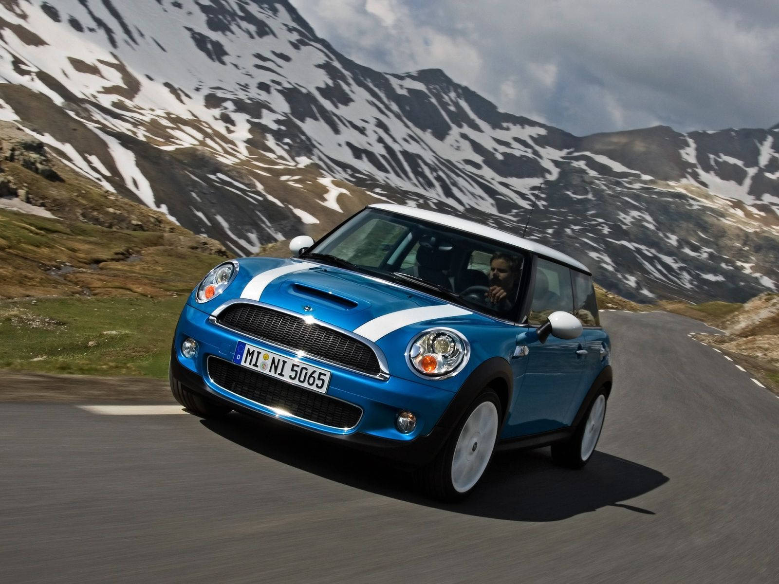 Blue Mini Cooper, white roof, racing stripes, HD Desktop Wallpaper